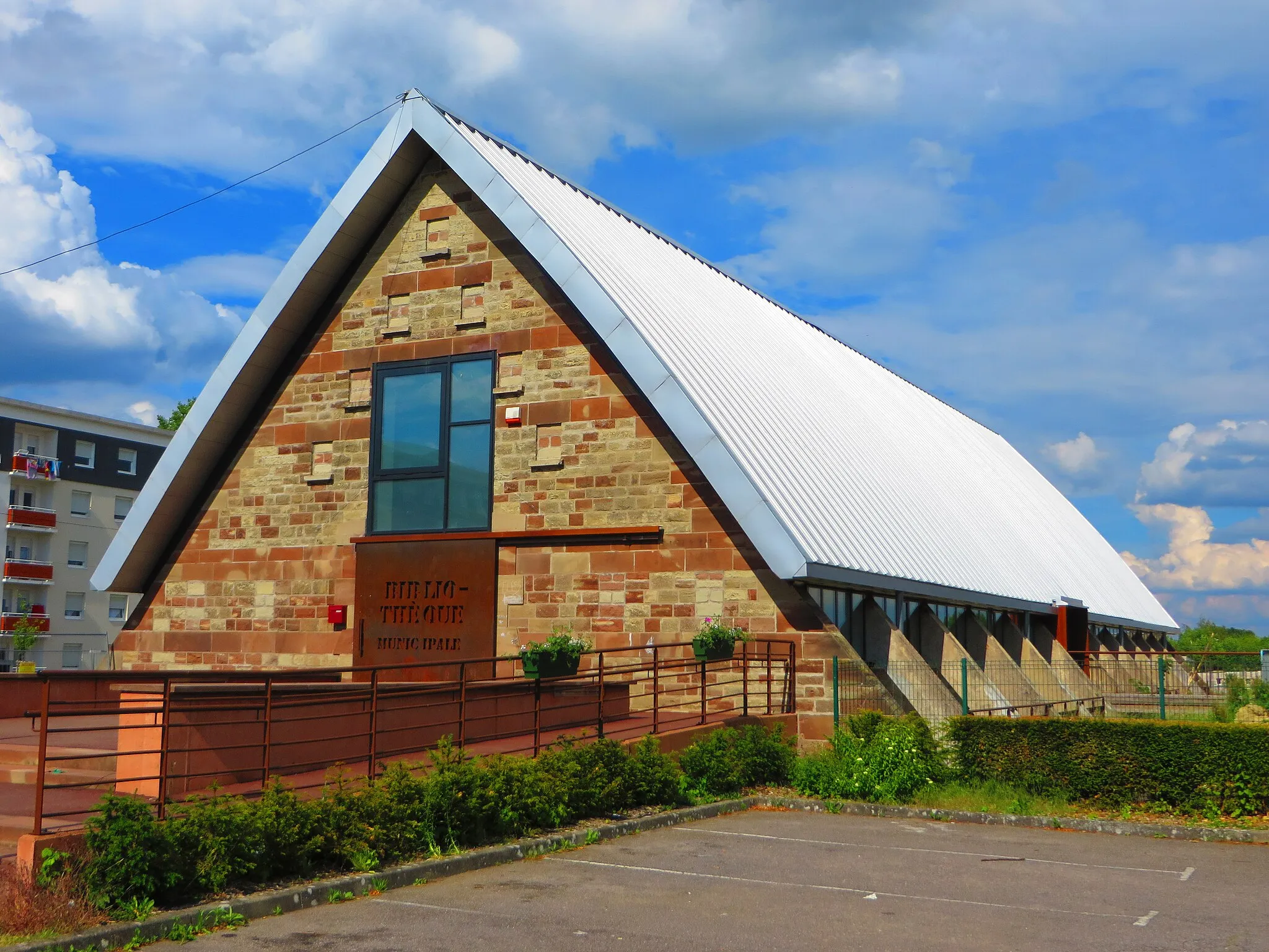 Photo showing: Behren-lès-Forbach Église Notre-Dame