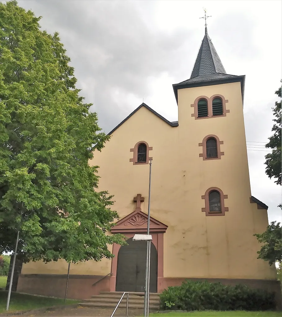 Photo showing: Maria Hilfe der Christen (Fürweiler)