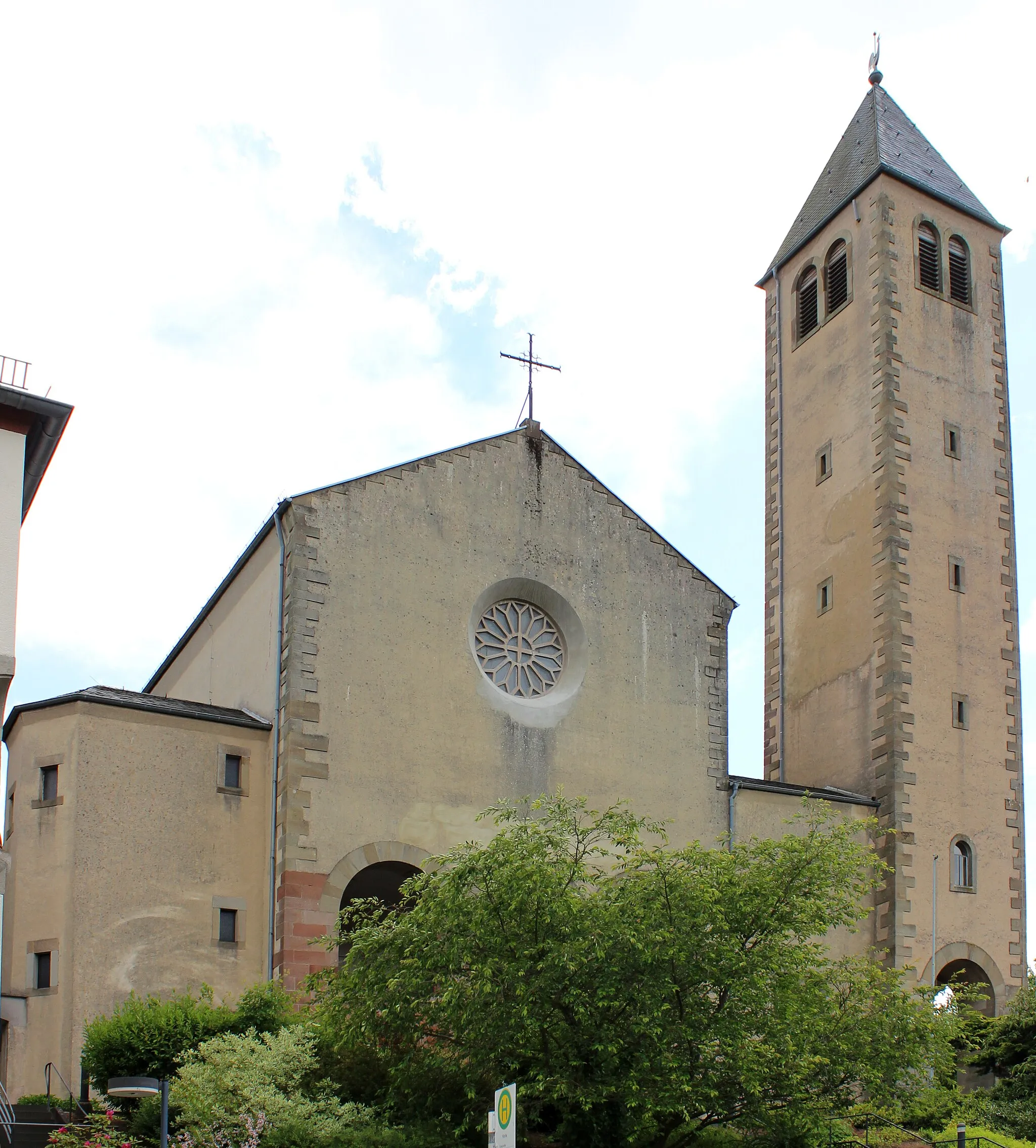 Photo showing: Die katholische Kirche St. Willibrord in Baltersweiler, Gemeinde Namborn, Kreis St. Wendel, Saarland