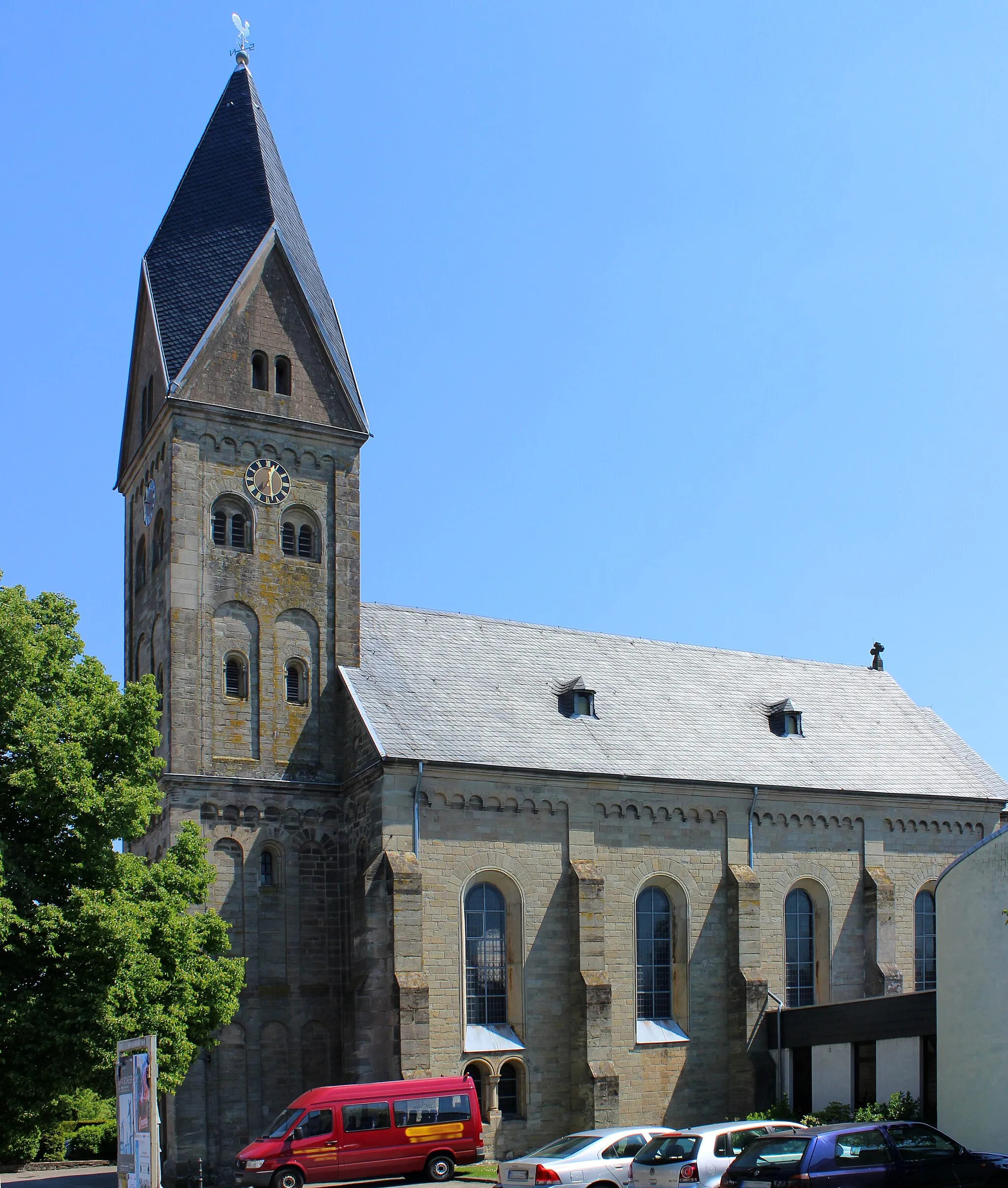 Photo showing: Die katholische Kirche St. Medardus in Neuforweiler, einem Stadtteil von Saarlouis, Saarland