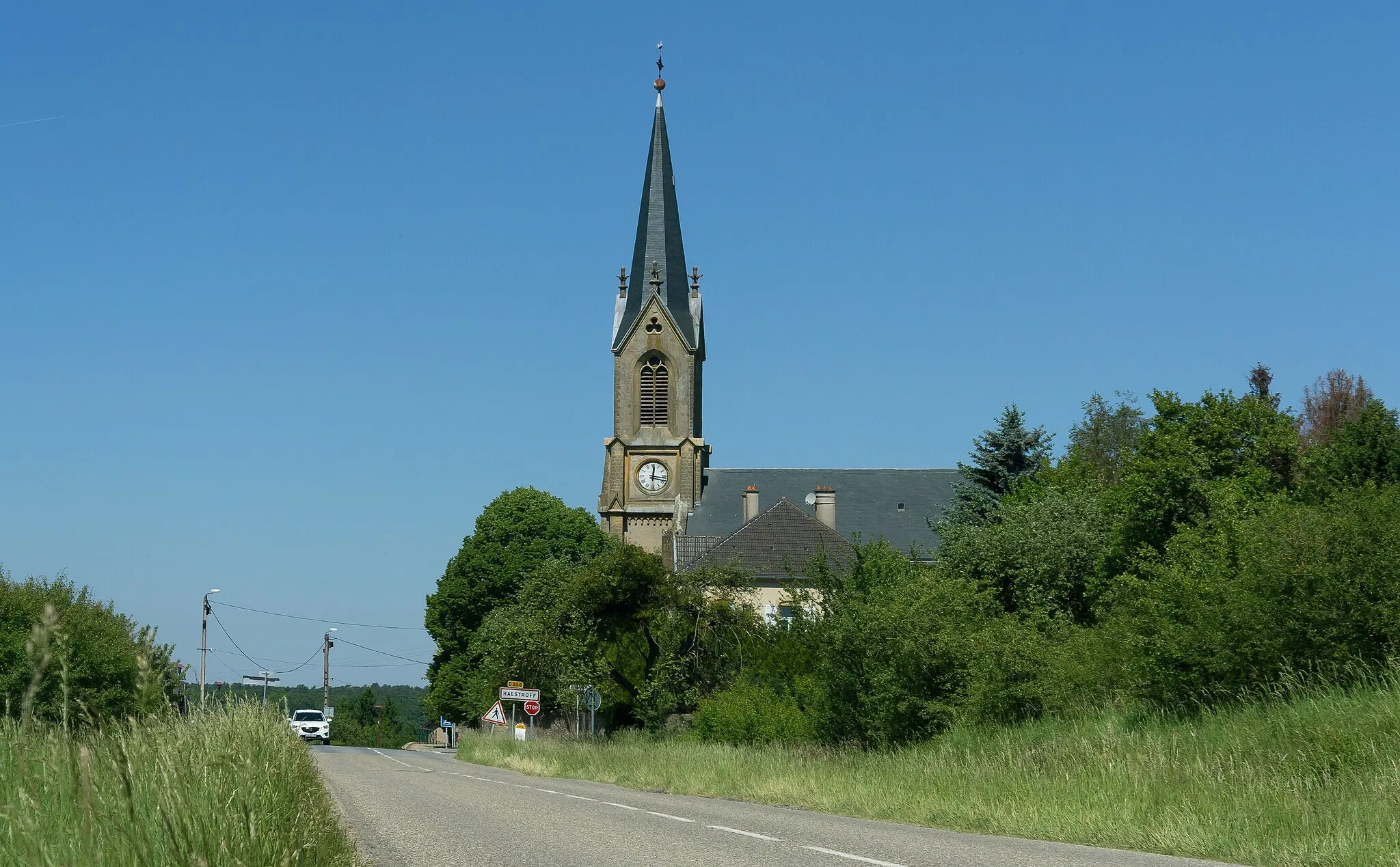 Photo showing: Halstroff, church: église Saint-Pierre-Saint-Paul