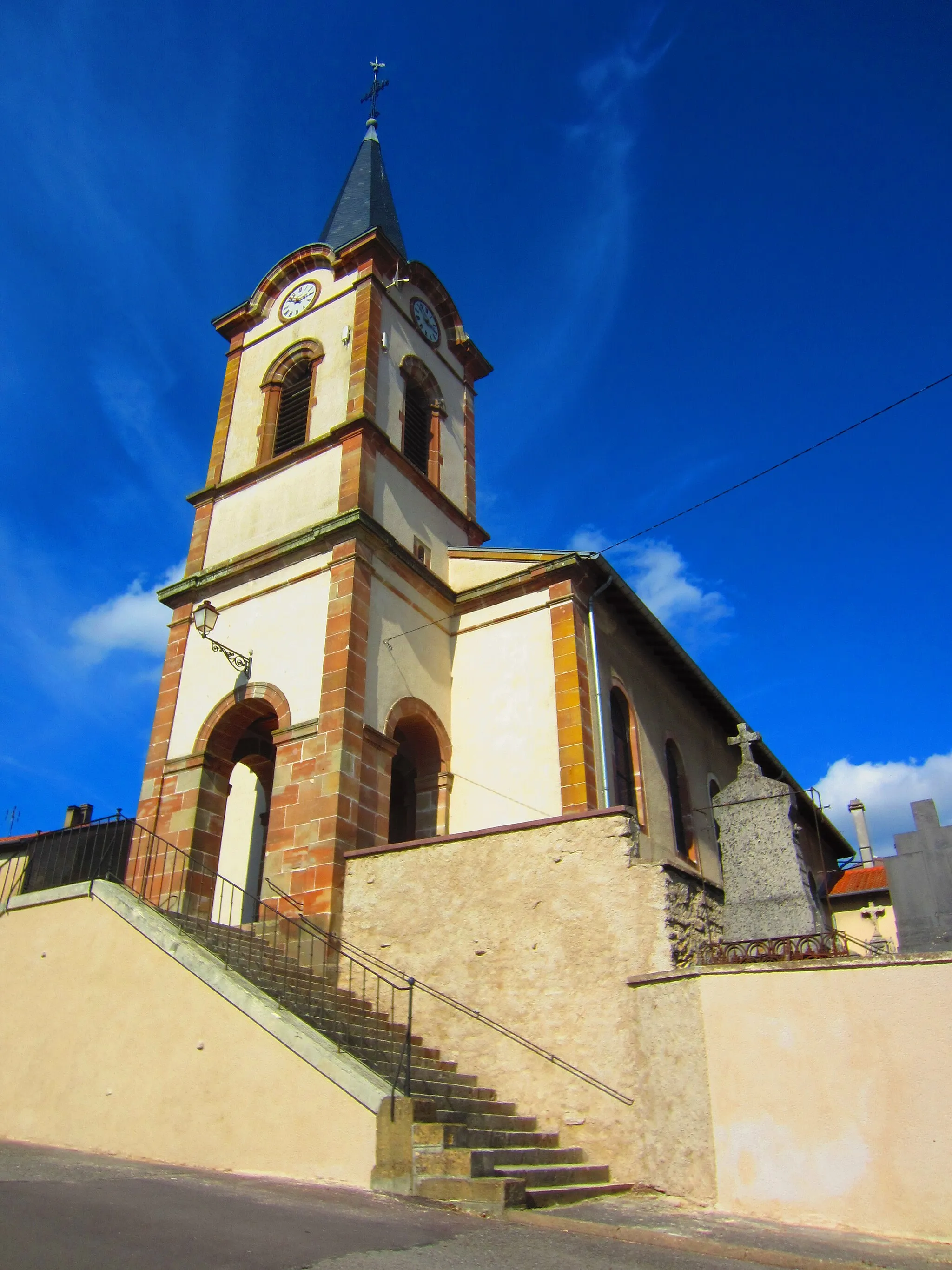 Photo showing: Anzeling church