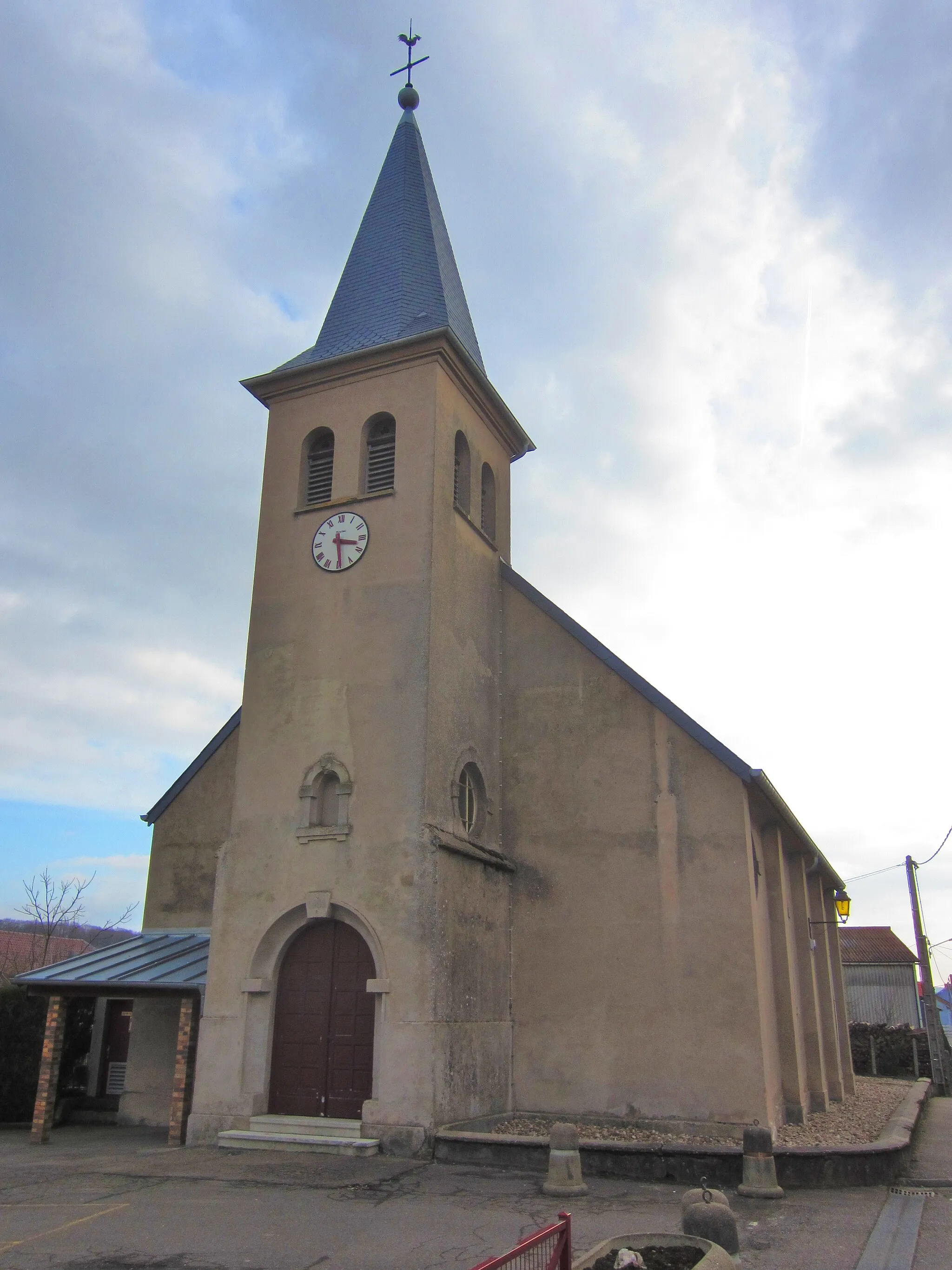 Photo showing: Dalstein church