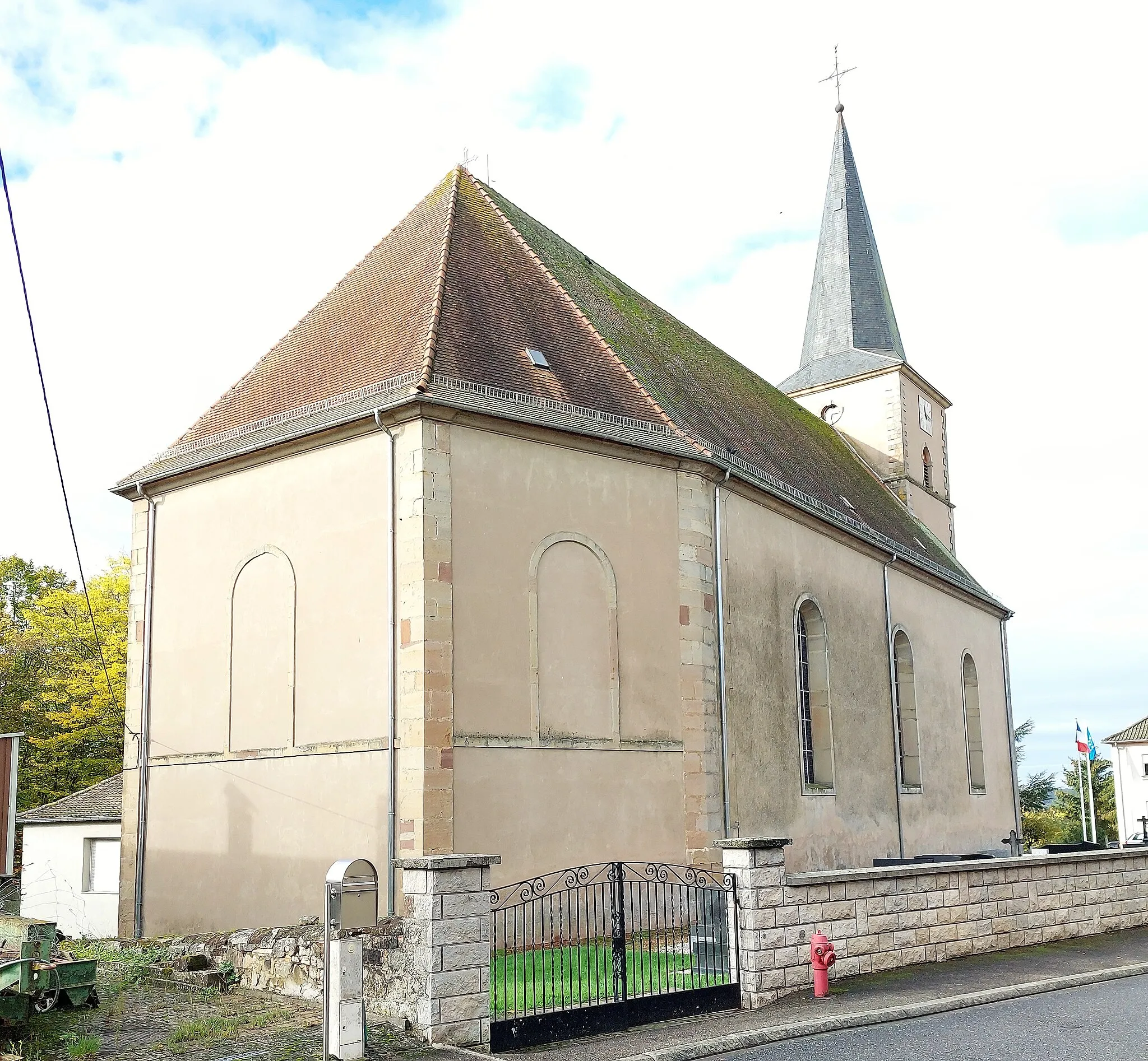 Photo showing: Église de la Sainte-Trinité de Loutzviller