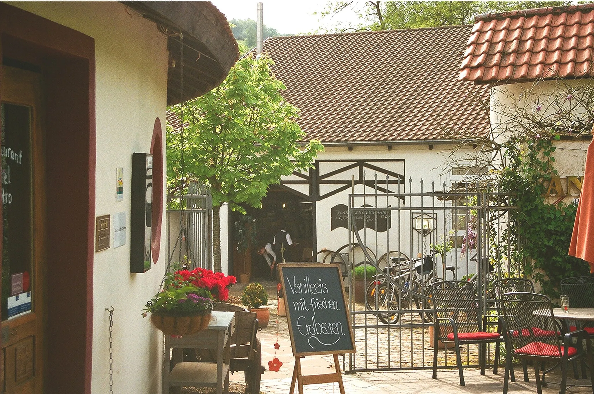 Photo showing: Niederwürzbach (Blieskastel), the restaurant "Annahof"