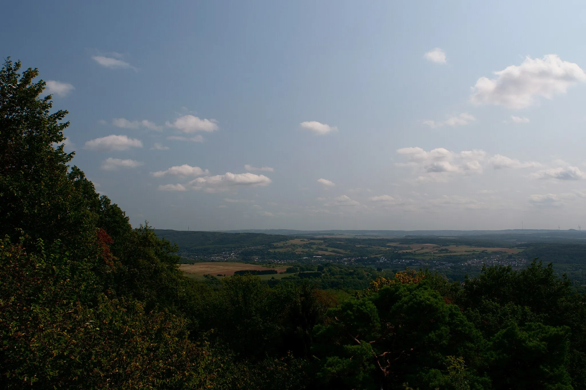 Photo showing: Aussicht von dem Gipfel des Litermonts.