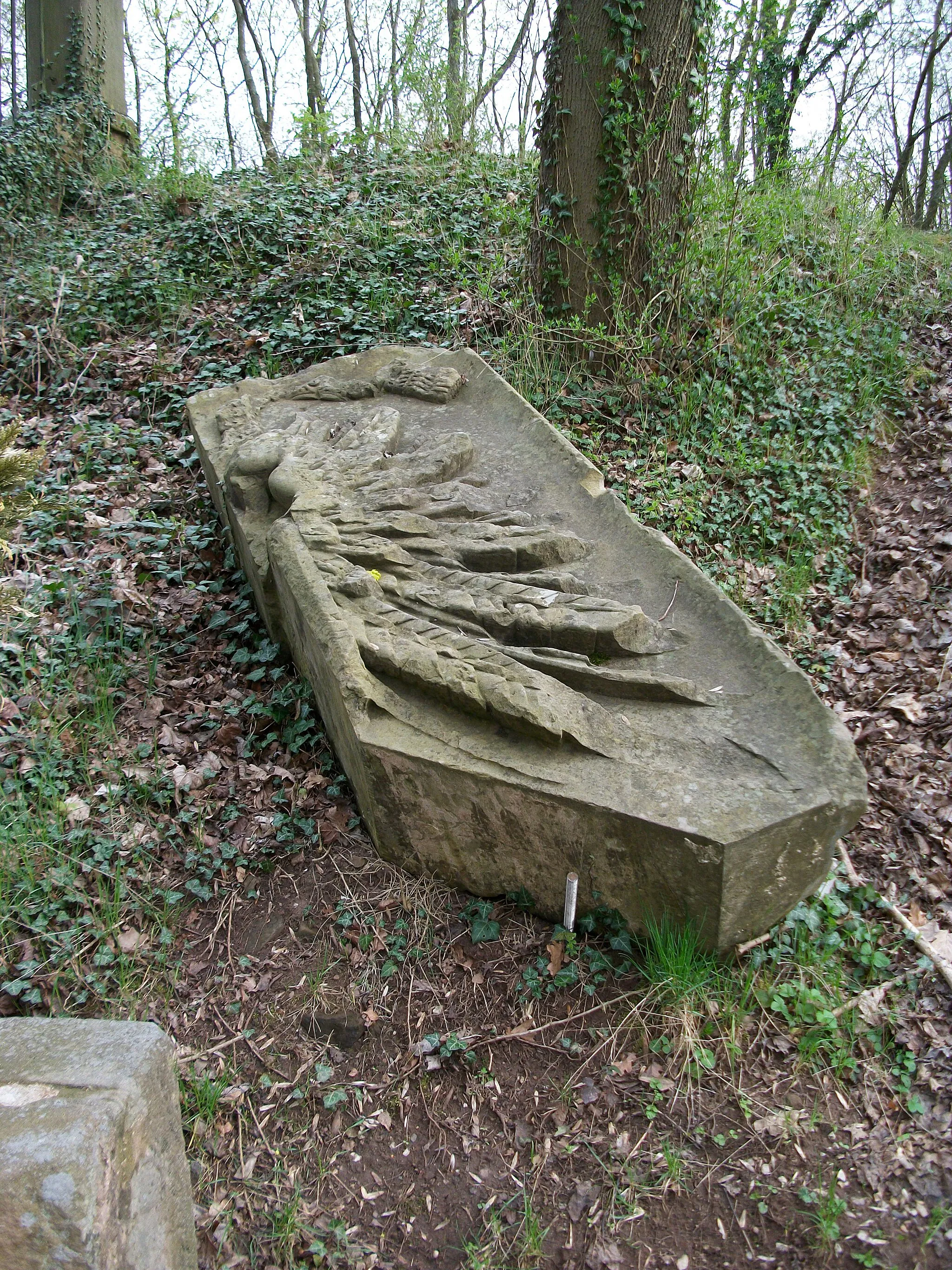 Photo showing: Ruinen vom Winterbergdenkmal (Saarbrücken)