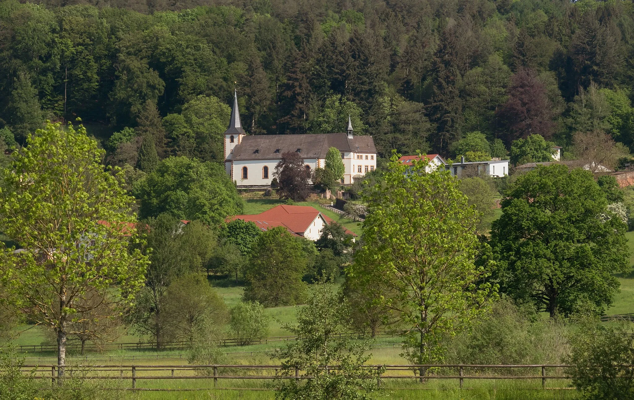 Photo showing: Mettlach, church: Kirche Sankt Gangolf