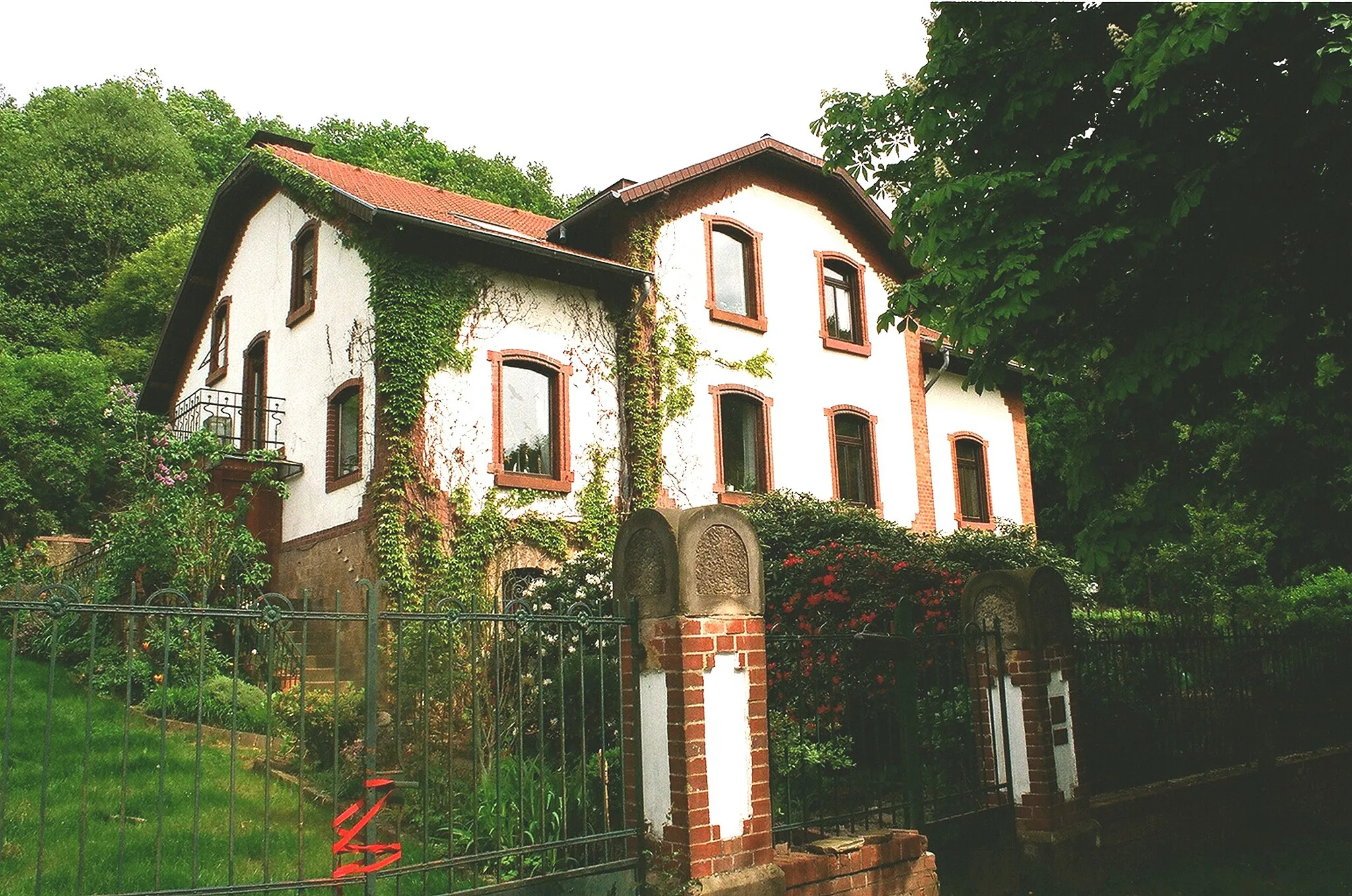 Photo showing: Dudweiler (Saarbrücken), villa at the burning mountain