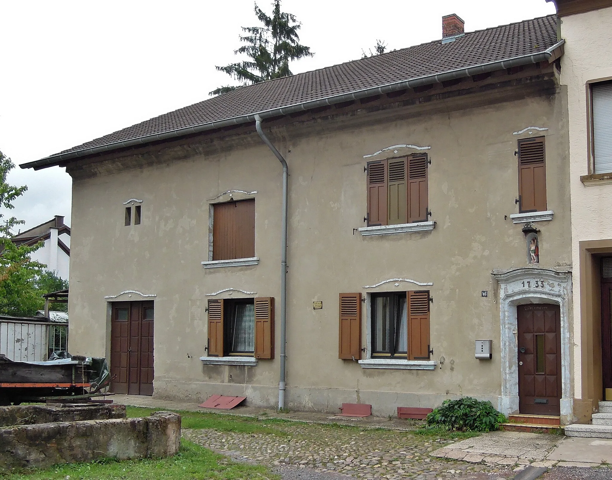 Photo showing: Haus von 1733 an der B51