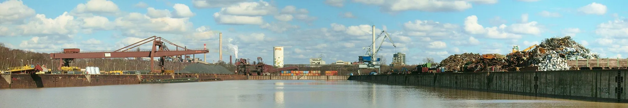 Photo showing: Dillingen Hafen Industriehafen