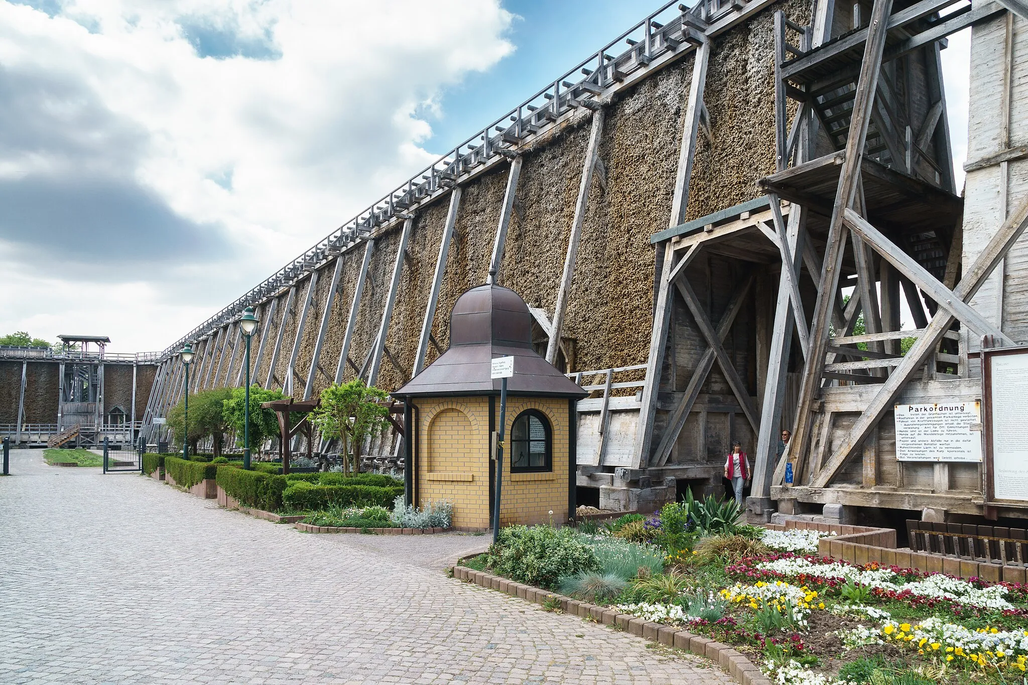 Photo showing: This is a picture of the Saxony-Anhalt Kulturdenkmal (cultural heritage monument) with the ID