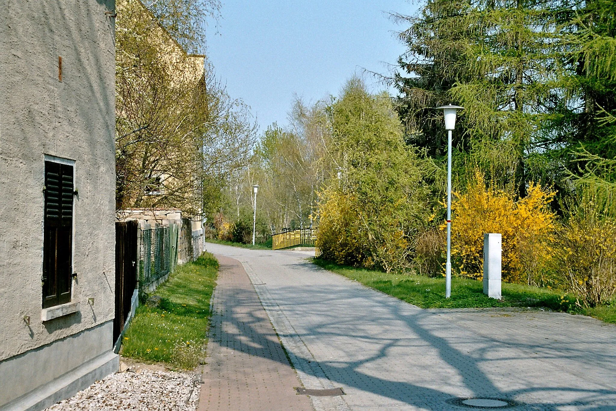 Photo showing: Krauschwitz (Teuchern), the street Hufeisen, southern part