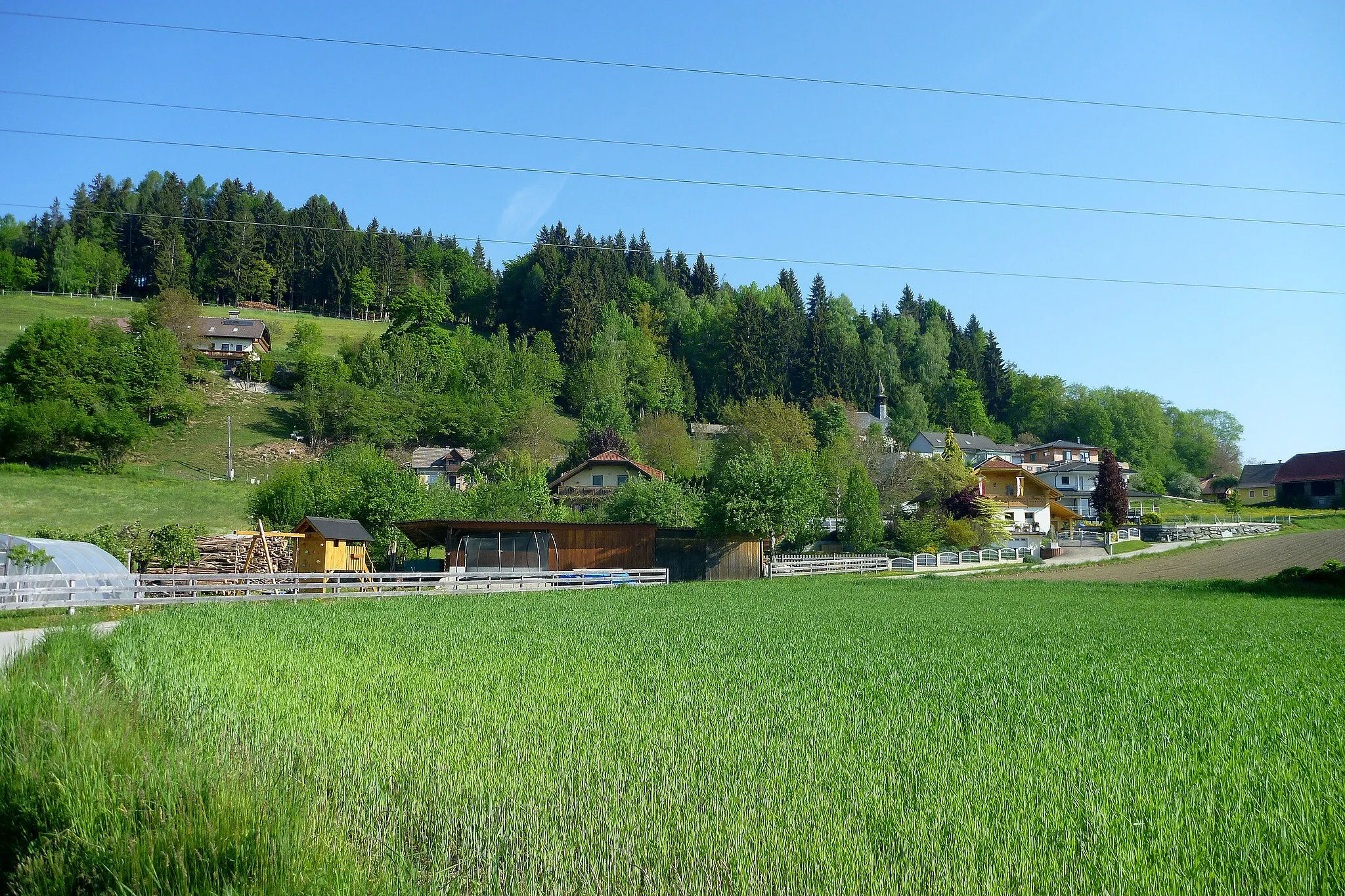 Photo showing: Teilansicht von Nußberg (Kärnten), Gemeinde Moosburg, Bezirk Klagenfurt Land, Kärnten