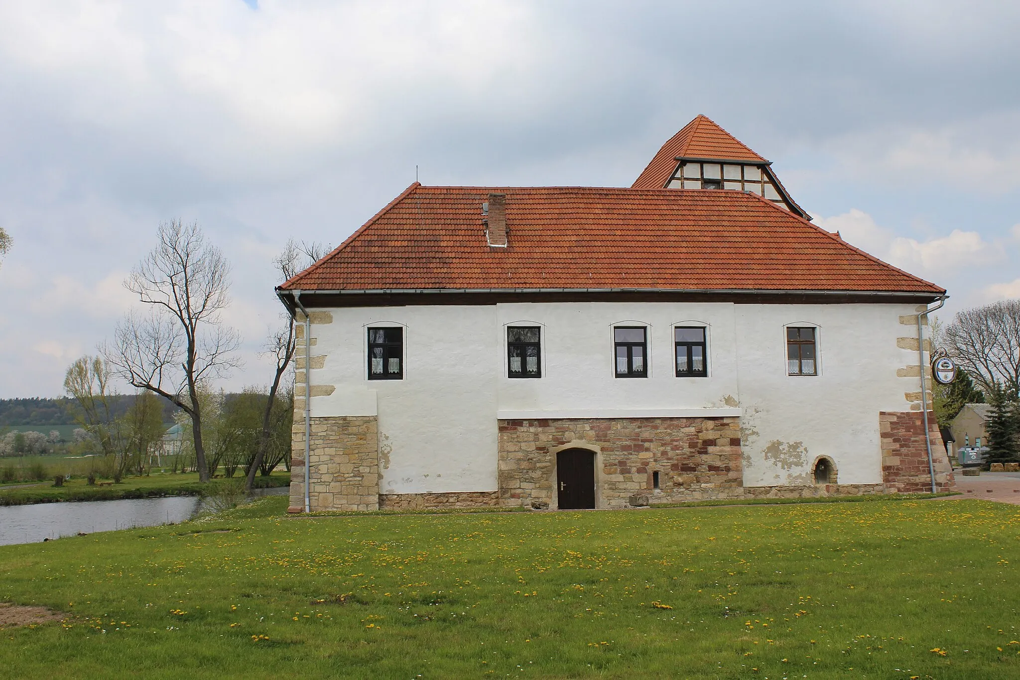 Photo showing: Farnstädt, the moated castle