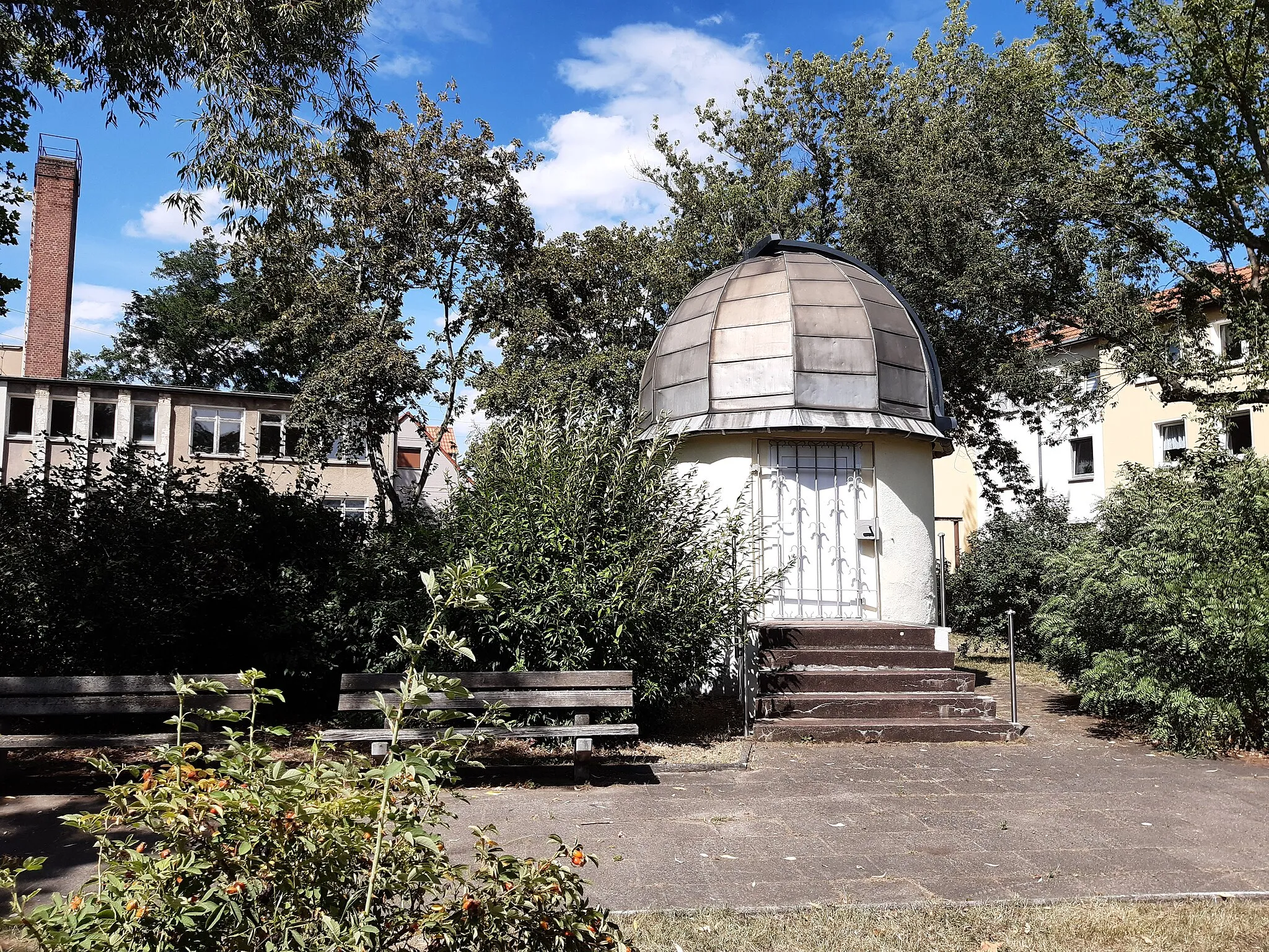 Photo showing: Sternwarte der Astronomischen Station "Johannes Kepler" Halle-Kanena