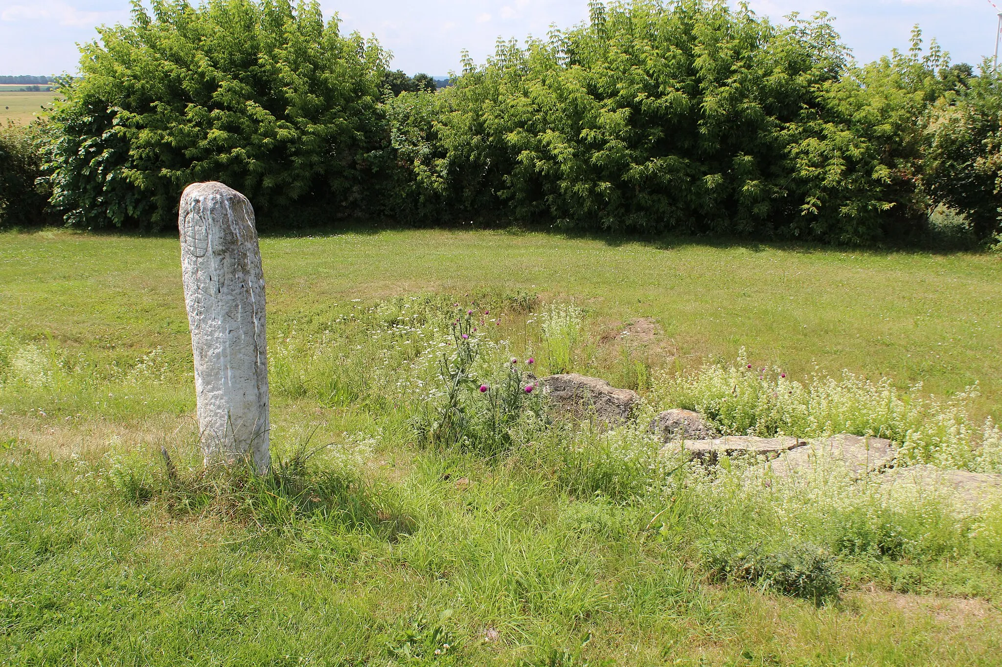 Photo showing: Dolmengöttin