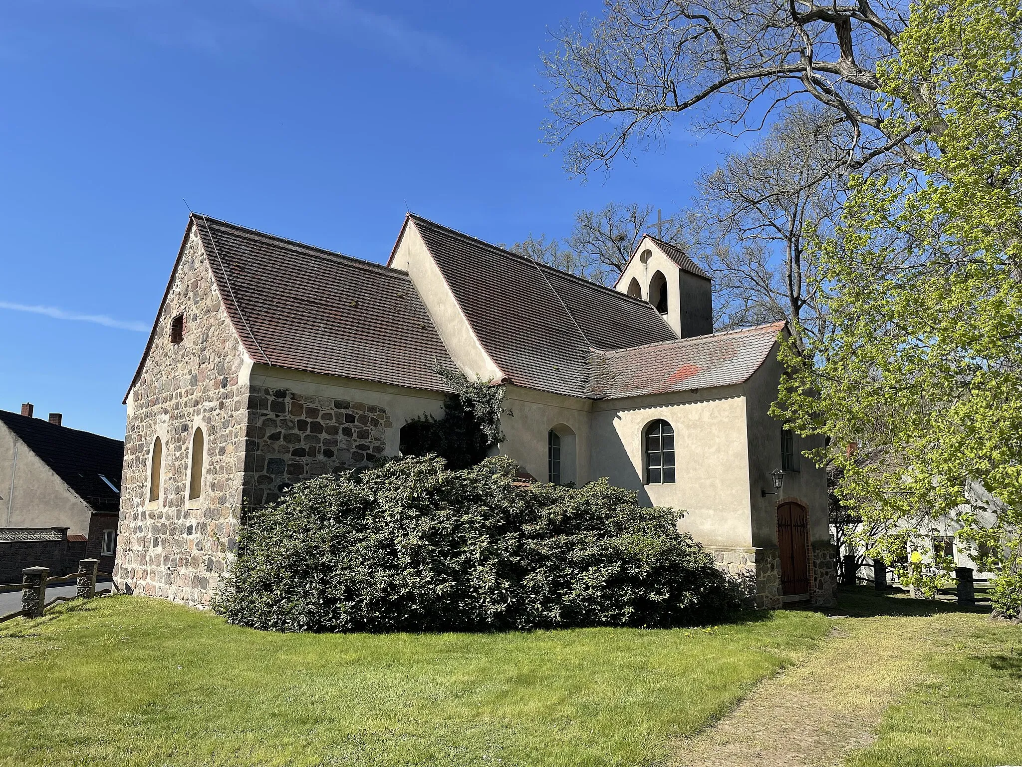 Photo showing: Dorfkirche Hohenahlsdorf in der Gemeinde Niederer Fläming in Brandenburg