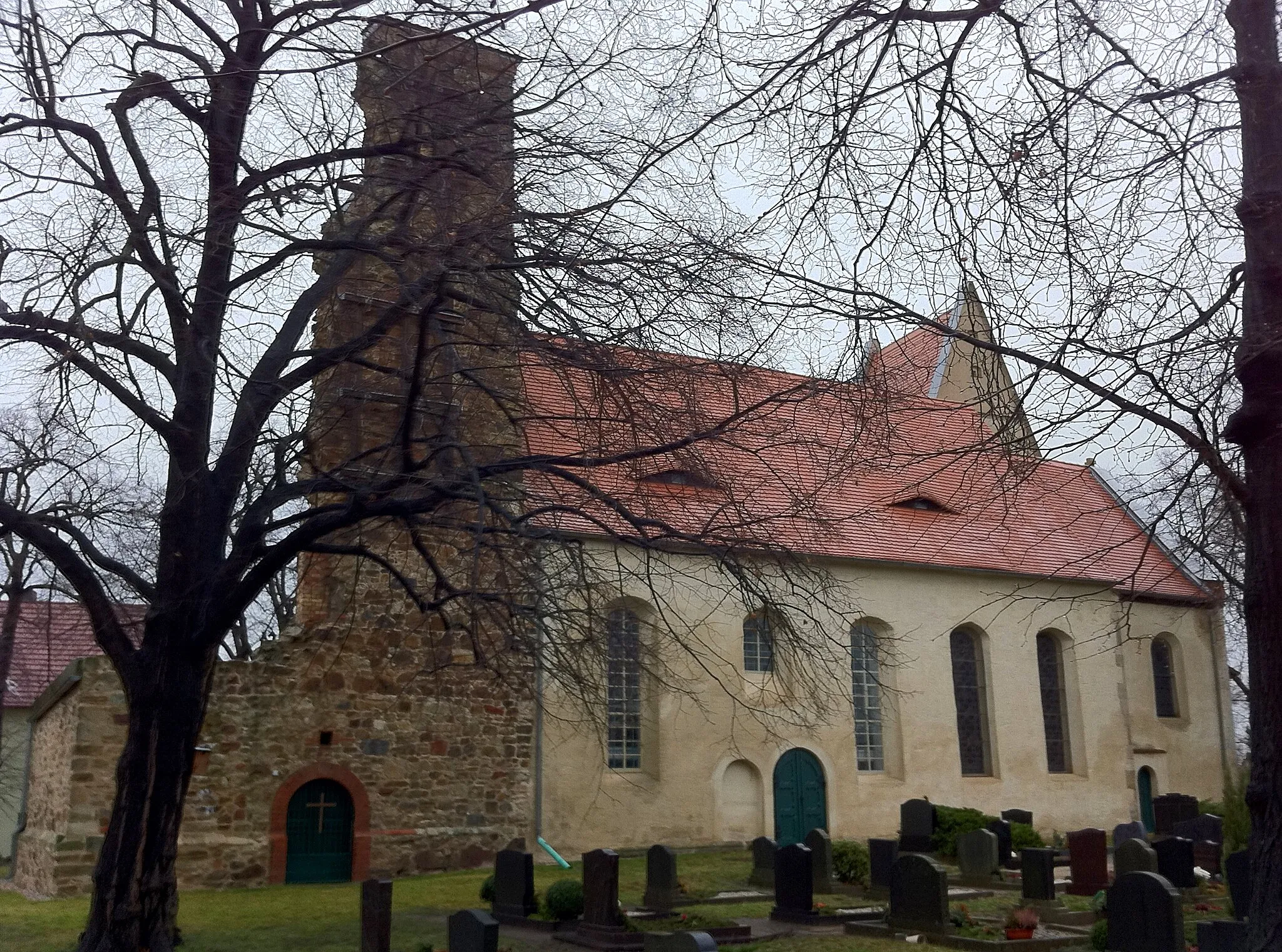 Photo showing: Sankt-Petrus-Kirche in Osmünde