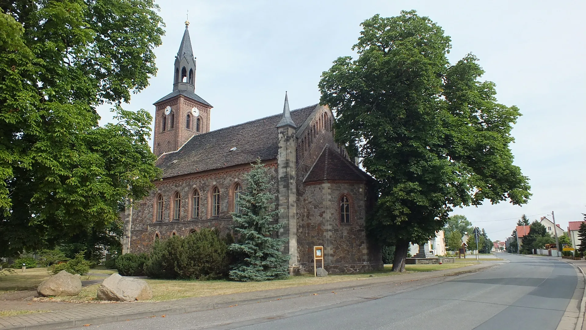 Photo showing: Die denkmalgeschützte Kirche in Züllsdorf, Herzberg (Elster)