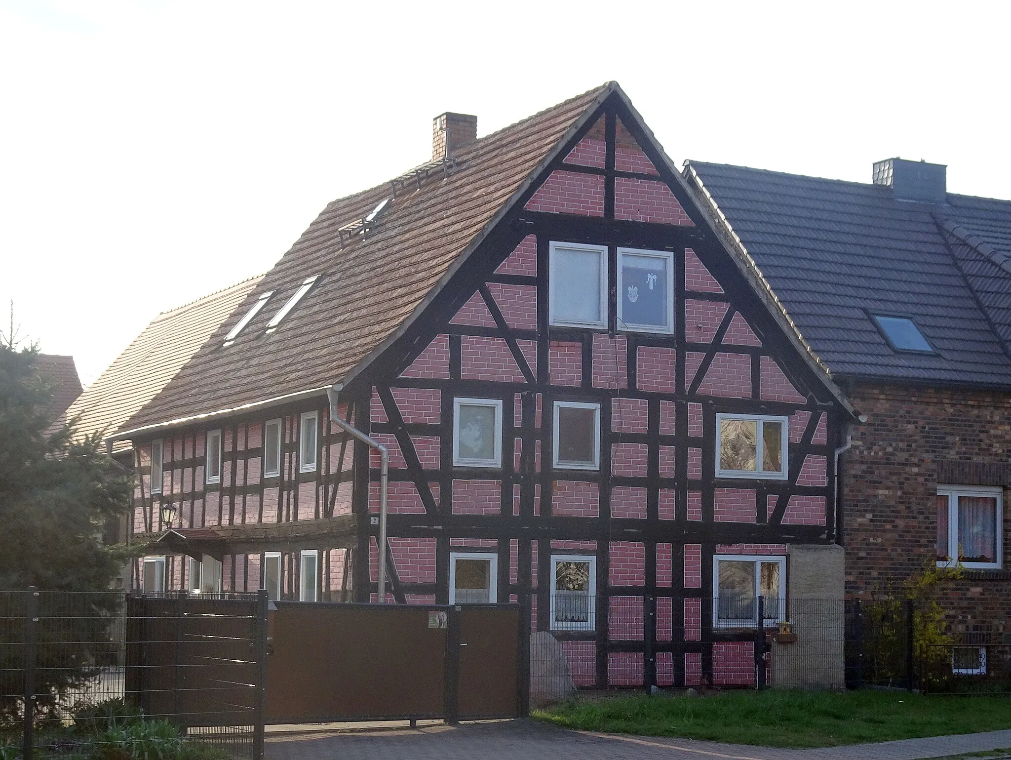 Photo showing: Züllsdorf, Ortsteil von Herzberg (Elster), denkmalgeschütztes Wohnhaus Züllsdorfer Mittelstraße 2