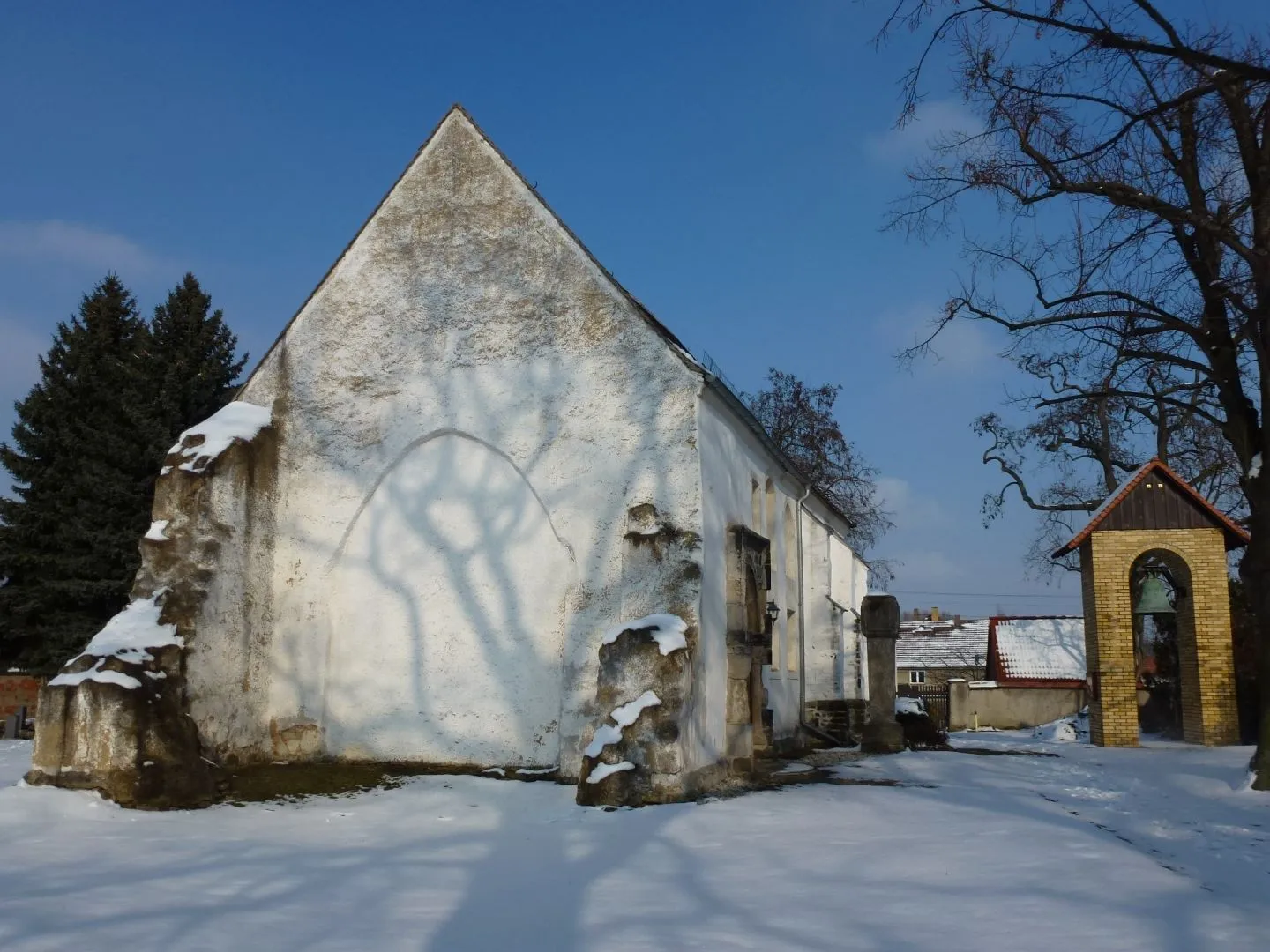 Photo showing: Kirchenschiff in Hayna