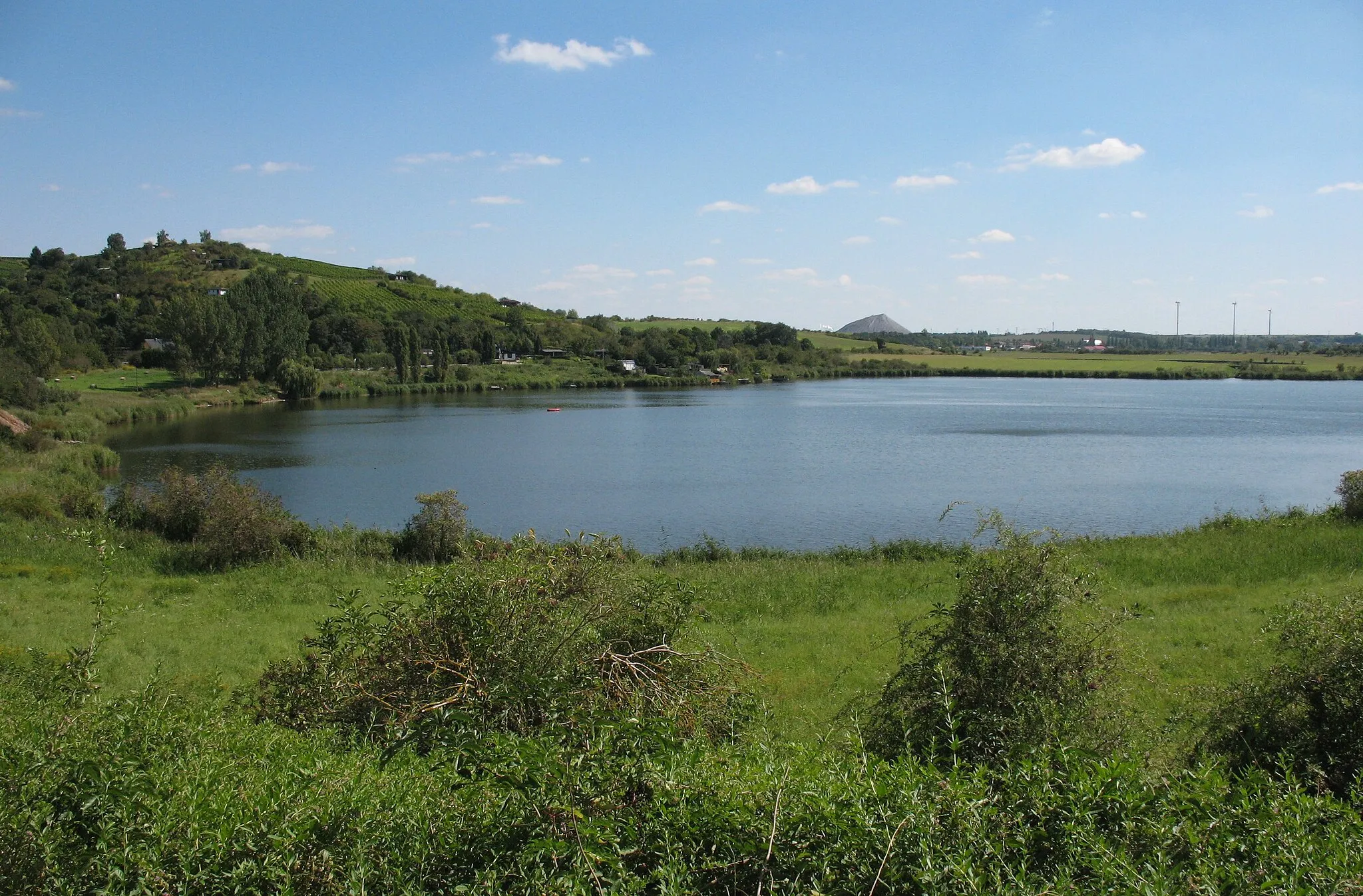 Photo showing: Lake Bindersee in Seeburg-Rollsdorf in Saxony-Anhalt, Germany