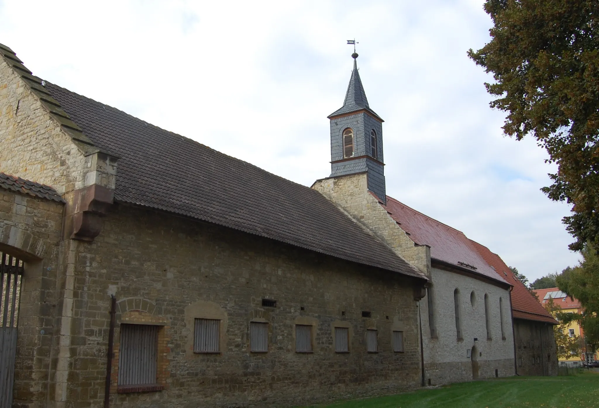 Photo showing: Sankt-Stephan-Kirche Klostergut Winningen