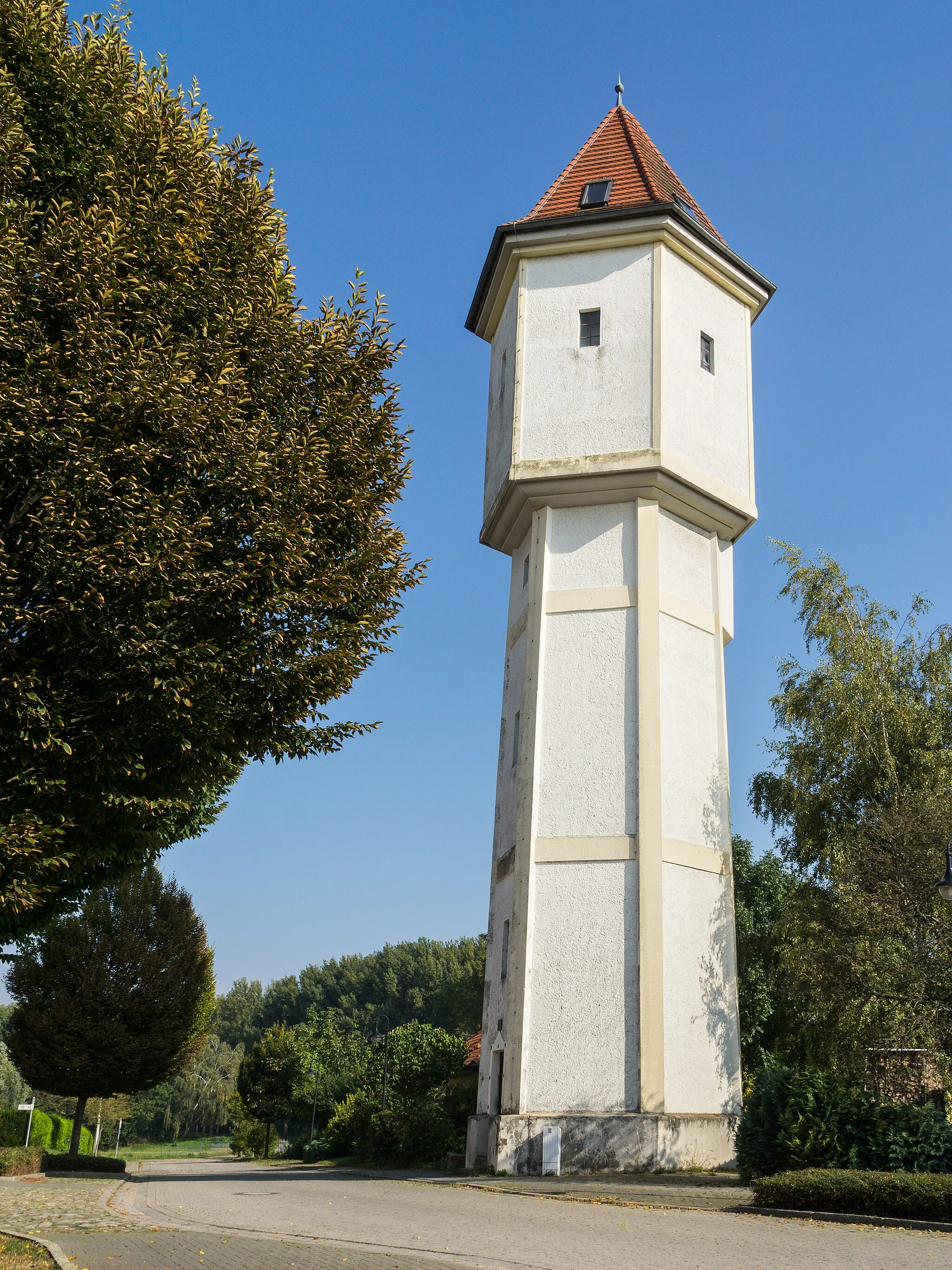 Photo showing: This is a picture of the Saxony-Anhalt Kulturdenkmal (cultural heritage monument) with the ID