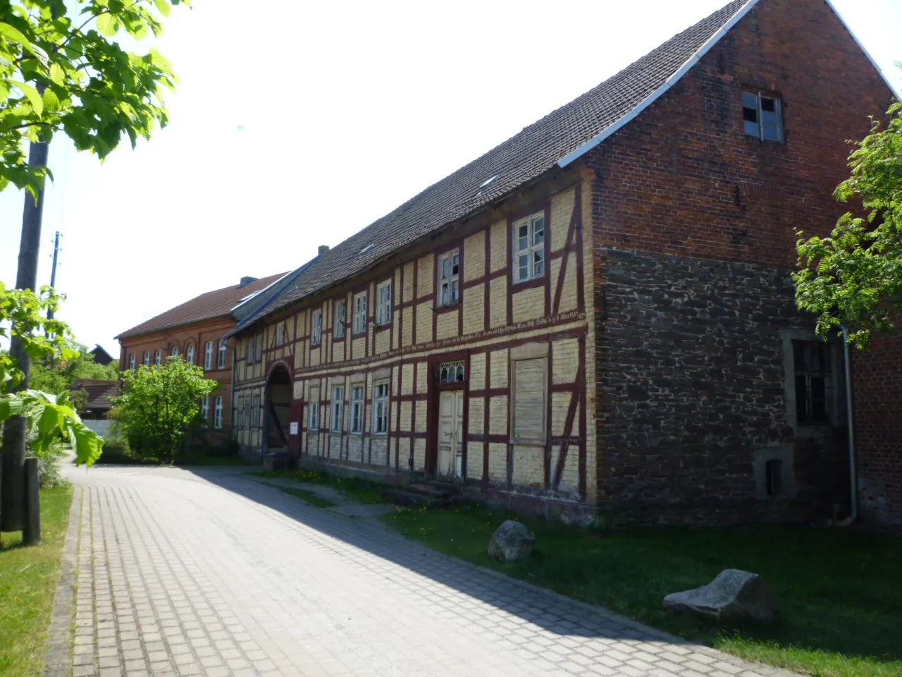 Photo showing: Calvörde-Berenbrock, Lindenstraße 3, denkmalgeschütztes Fachwerkhaus, Seitenansicht