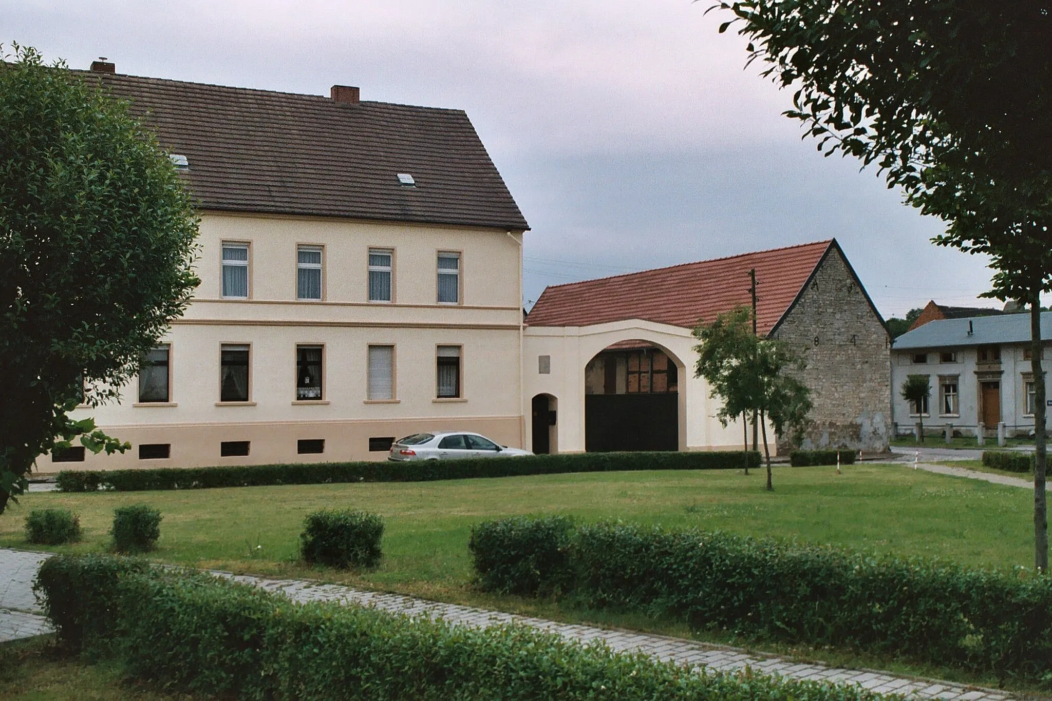 Photo showing: Kleinmühlingen- farm house at the Schulstraße