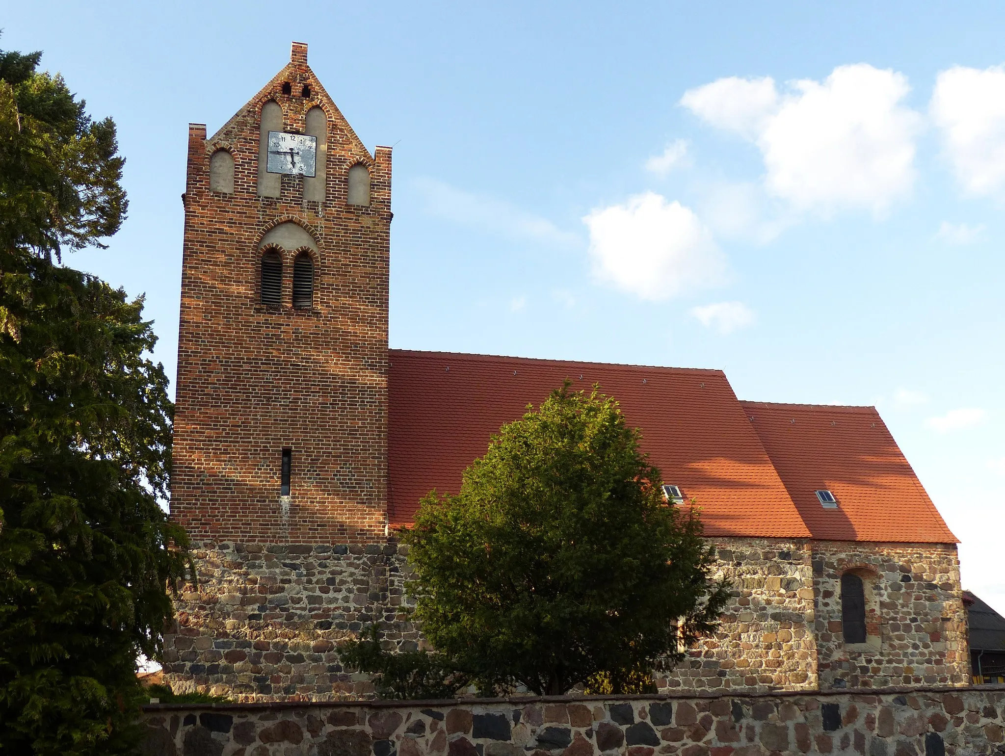 Photo showing: Village church of Lindtorf, municipality of Eichstedt, Landkreis Stendal, Altmark