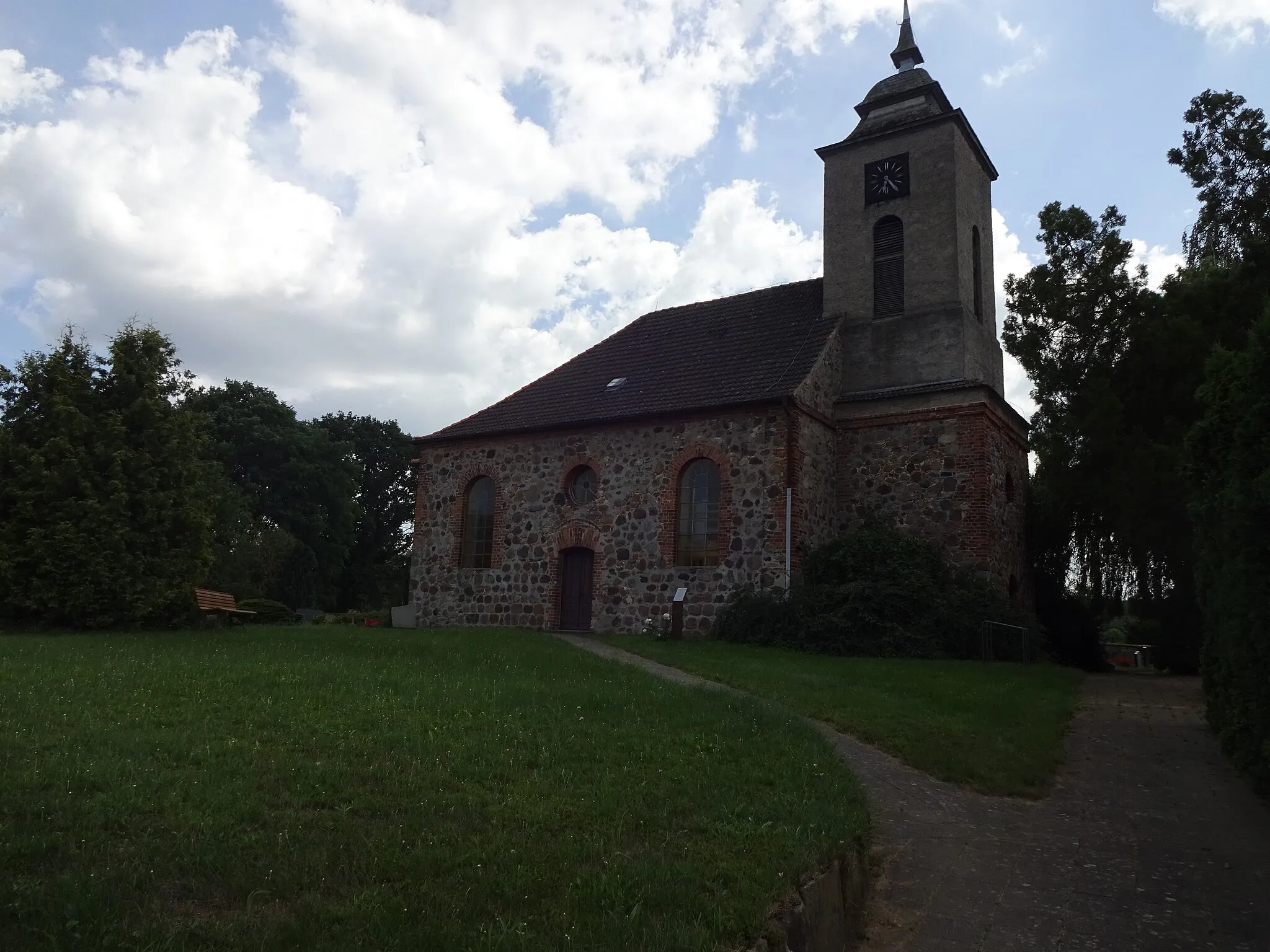 Photo showing: This is a picture of the Saxony-Anhalt Kulturdenkmal (cultural heritage monument) with the ID