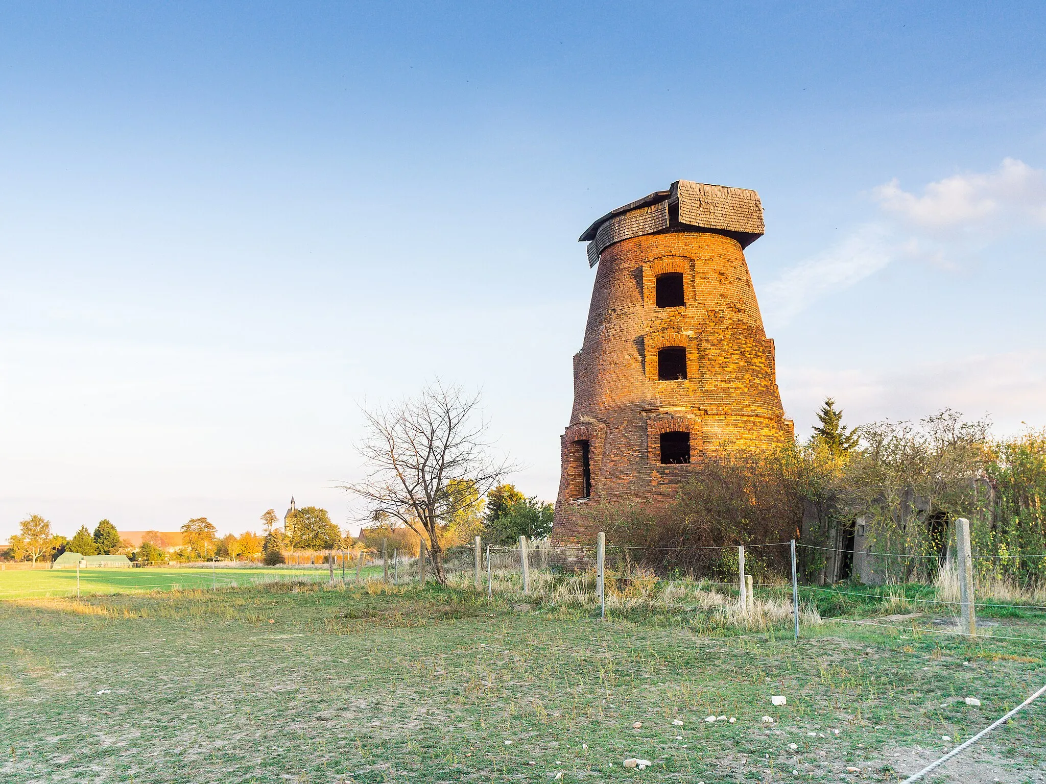 Photo showing: This is a picture of the Saxony-Anhalt Kulturdenkmal (cultural heritage monument) with the ID