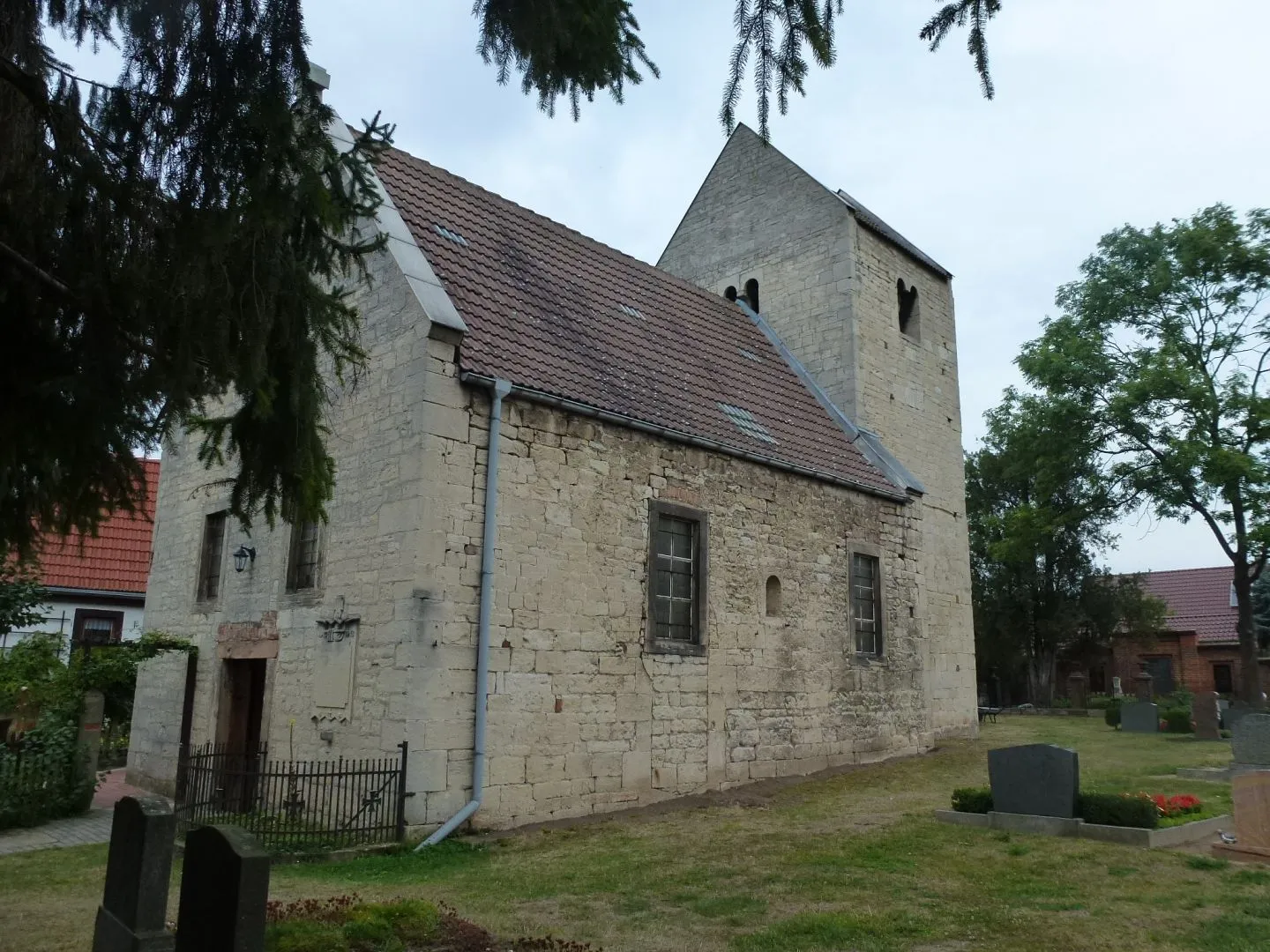 Photo showing: Kirche in Weischütz