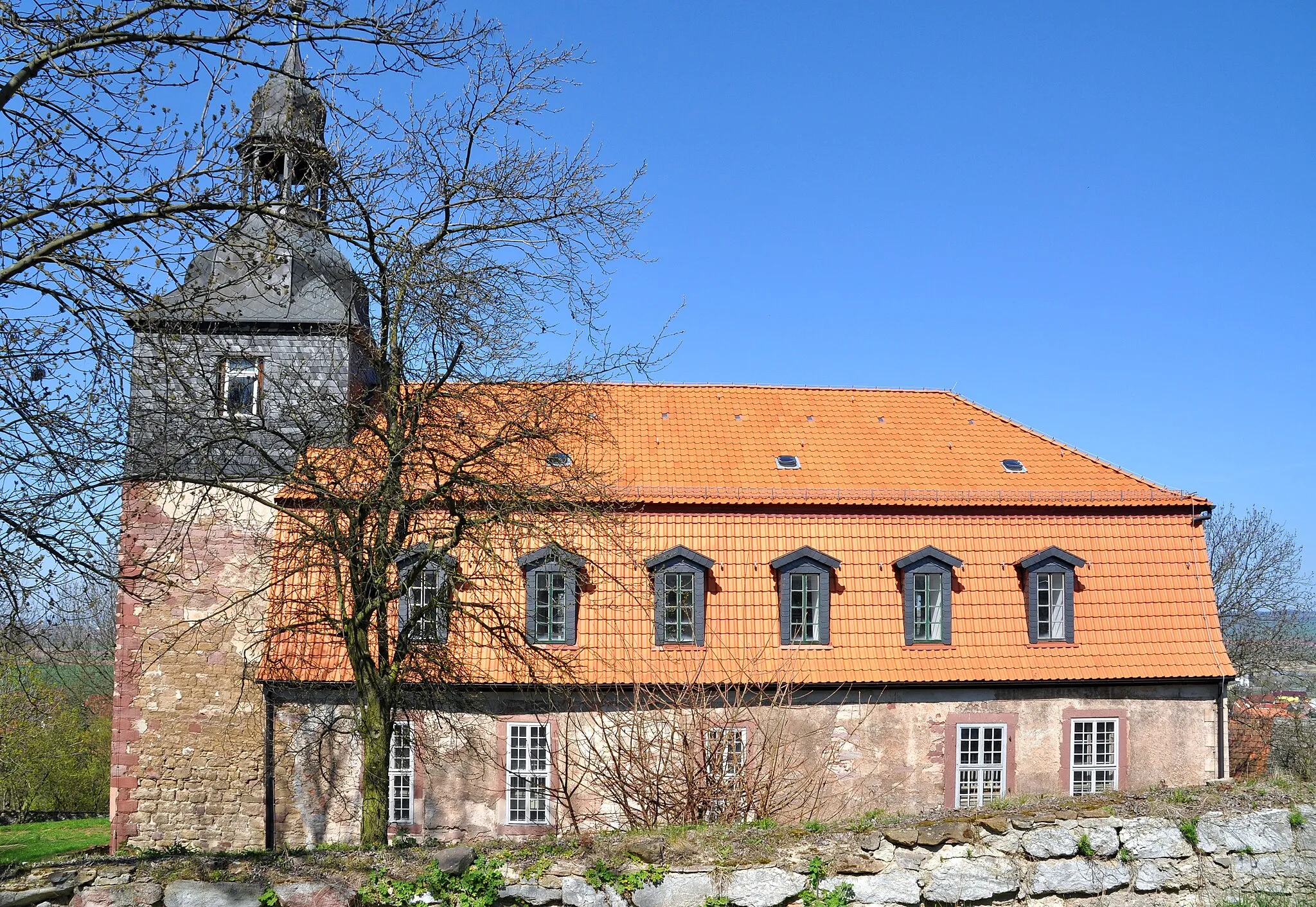 Photo showing: Kirche in Auleben von der hangseite gesehen