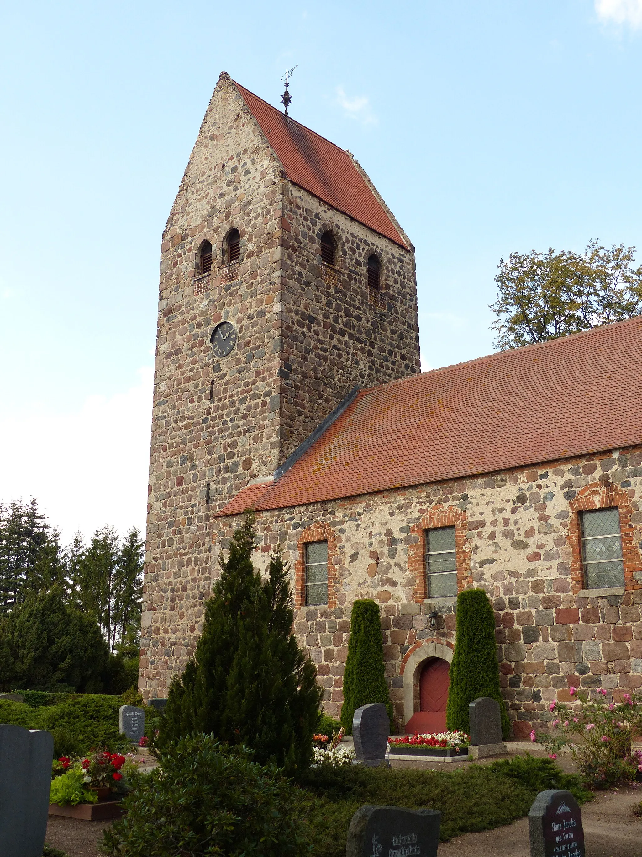Photo showing: Village church in Bellingen, municipality of Tangerhütte