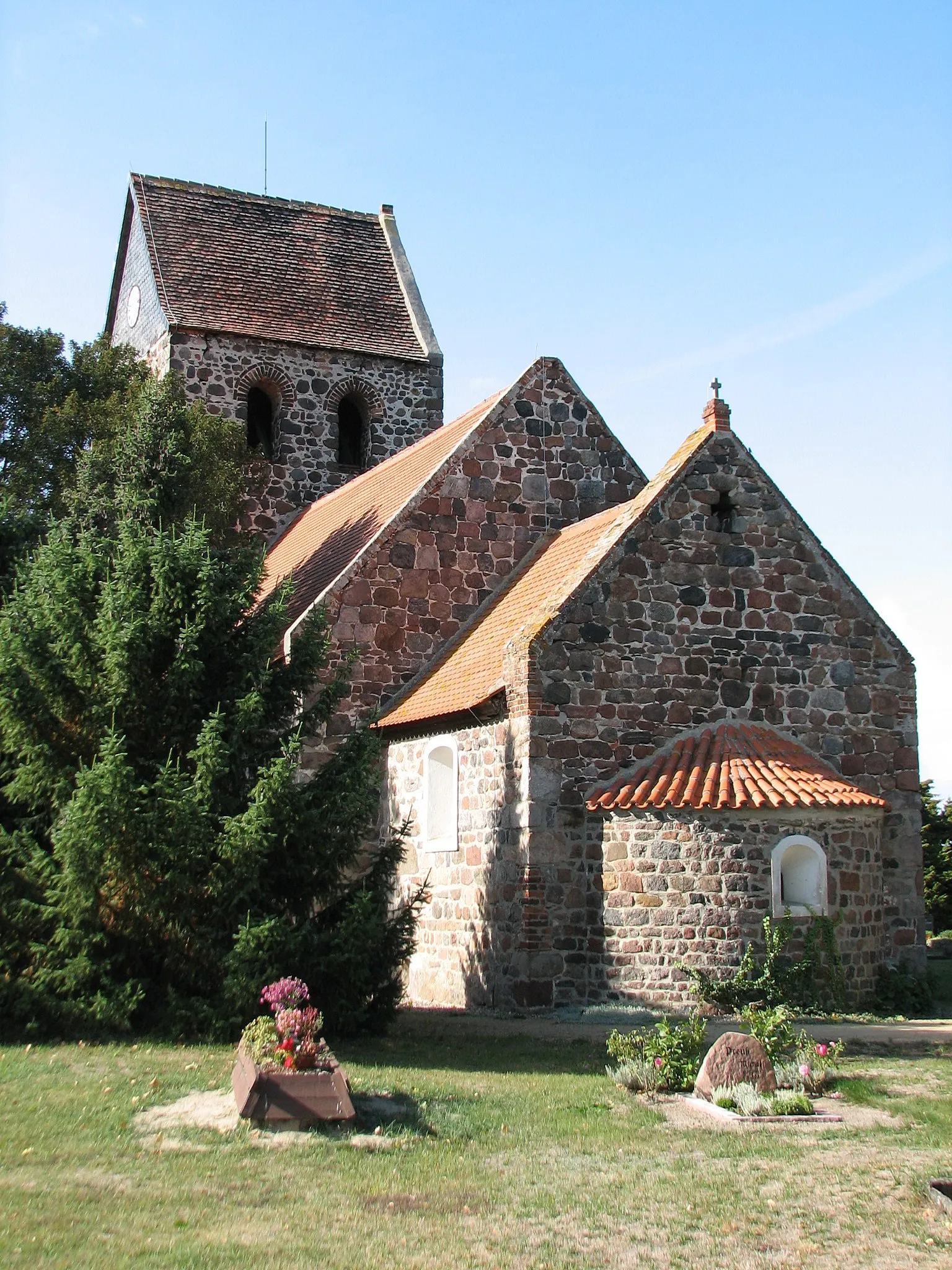 Photo showing: Kirche zu Langensalzwedel (Oktober 2018)