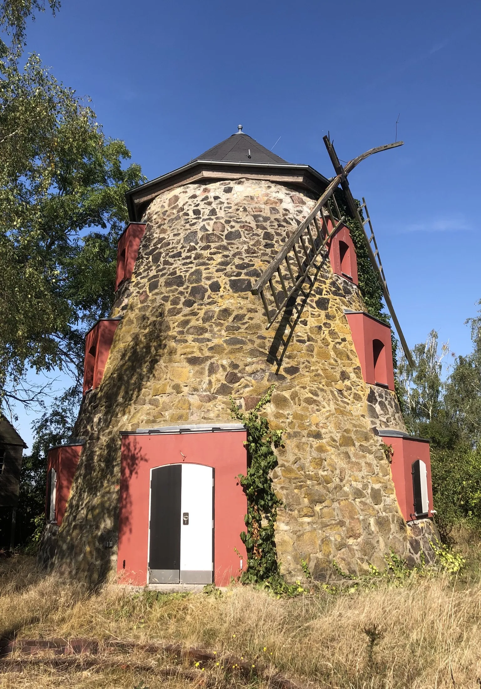 Photo showing: Mühle Wallwitz, Gemeinde Möckern, Sachsen-Anhalt