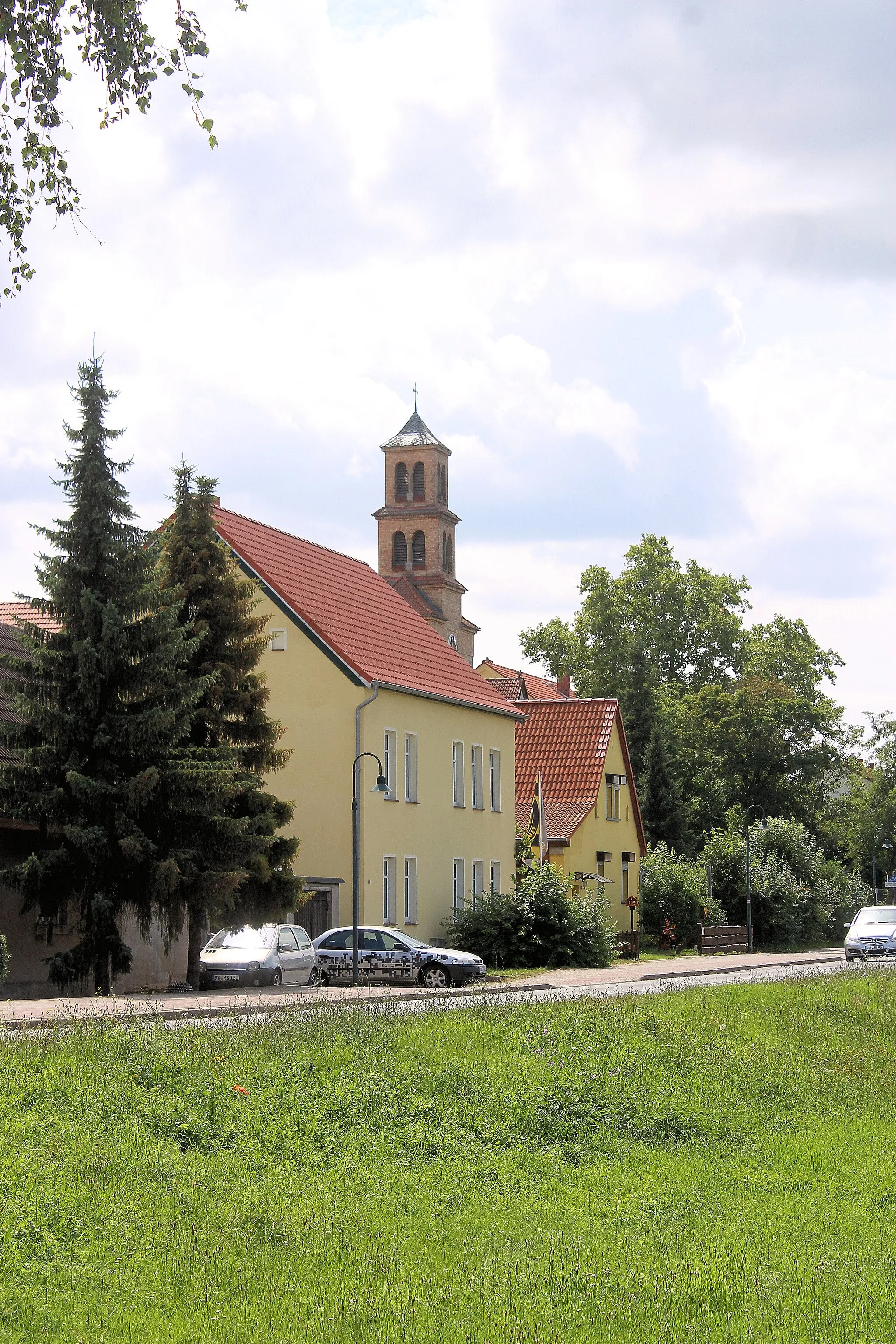 Photo showing: Salzmünde, the Straße der Einheit