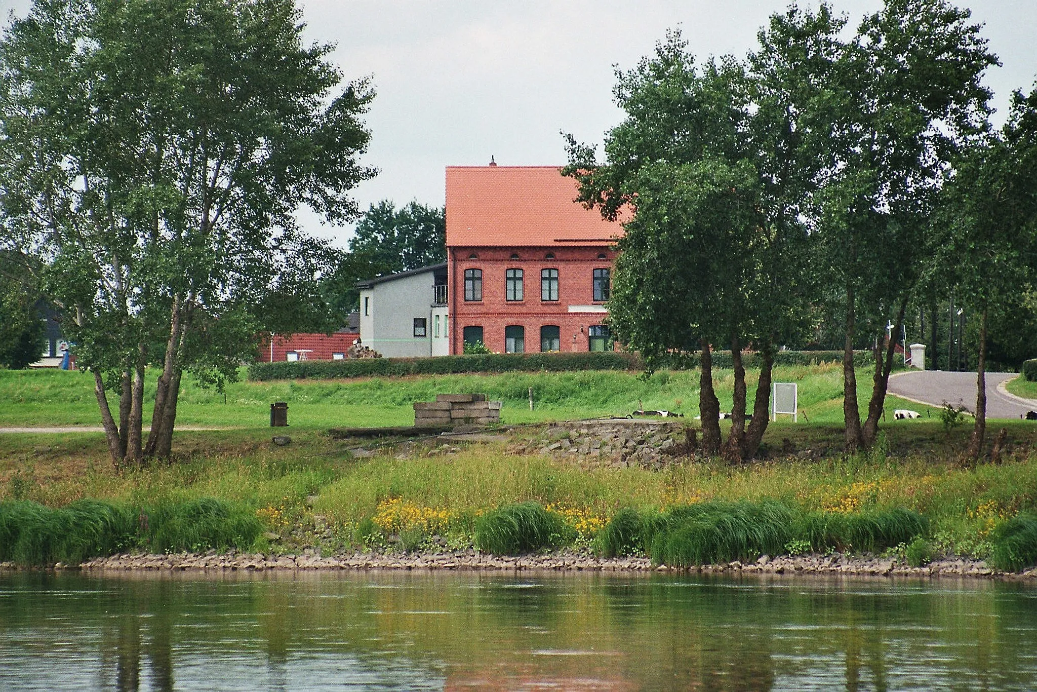 Photo showing: View to Heinrichsberg