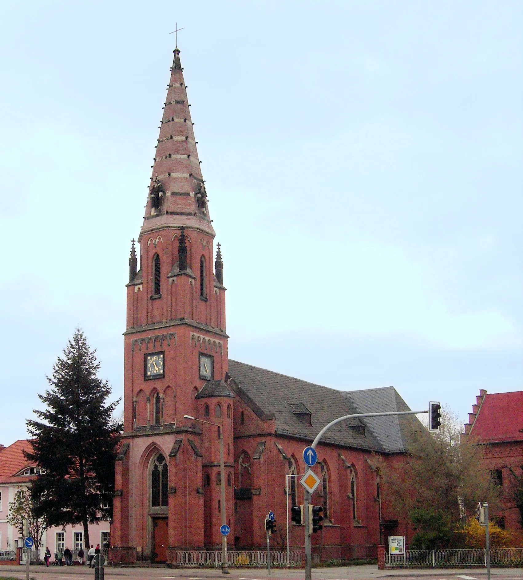 Photo showing: Propsteikirche St. Peter und Paul, Dessau - Katholische Kirche in Dessau