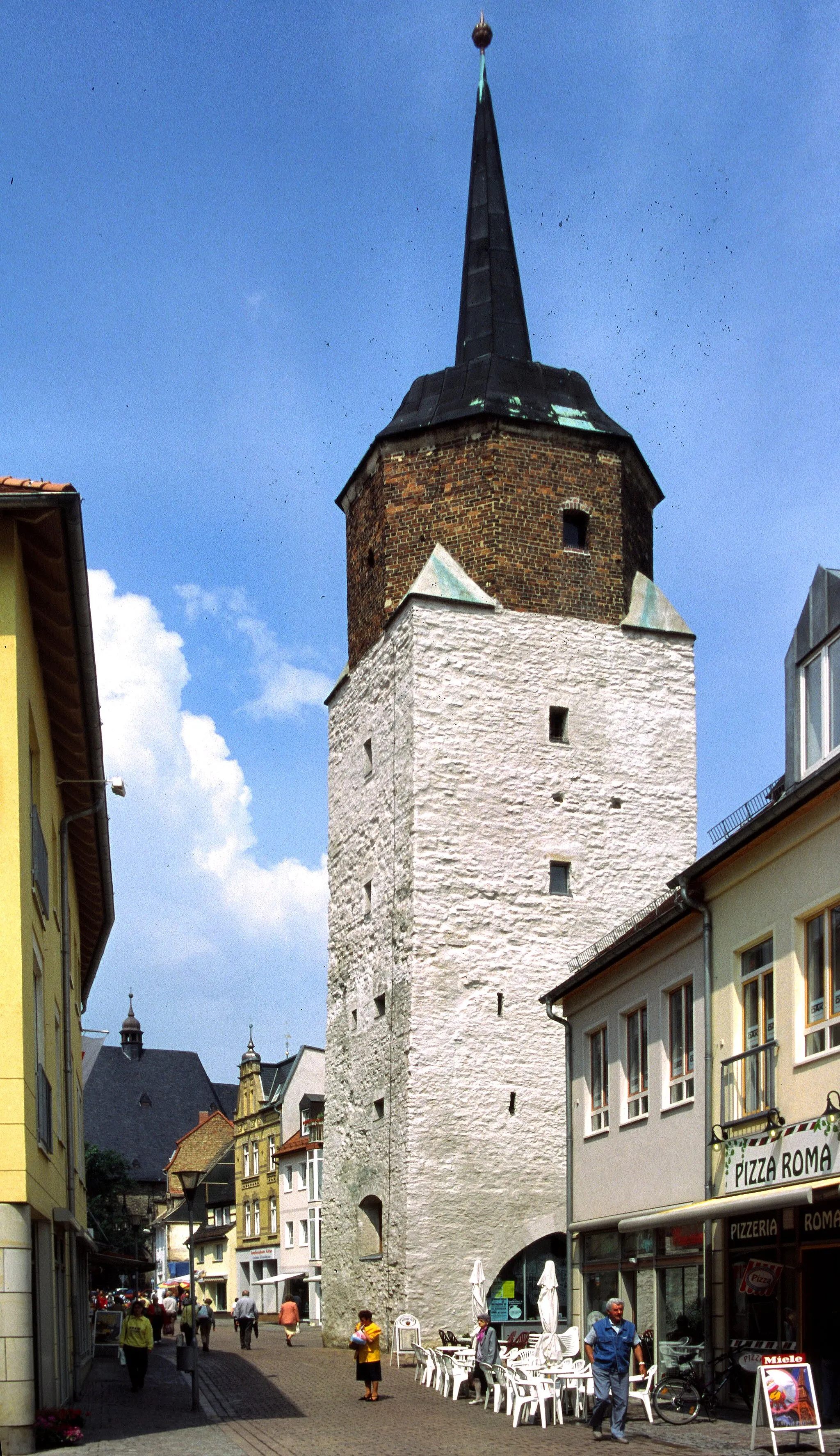 Photo showing: Köthen_Hallescher_Turm