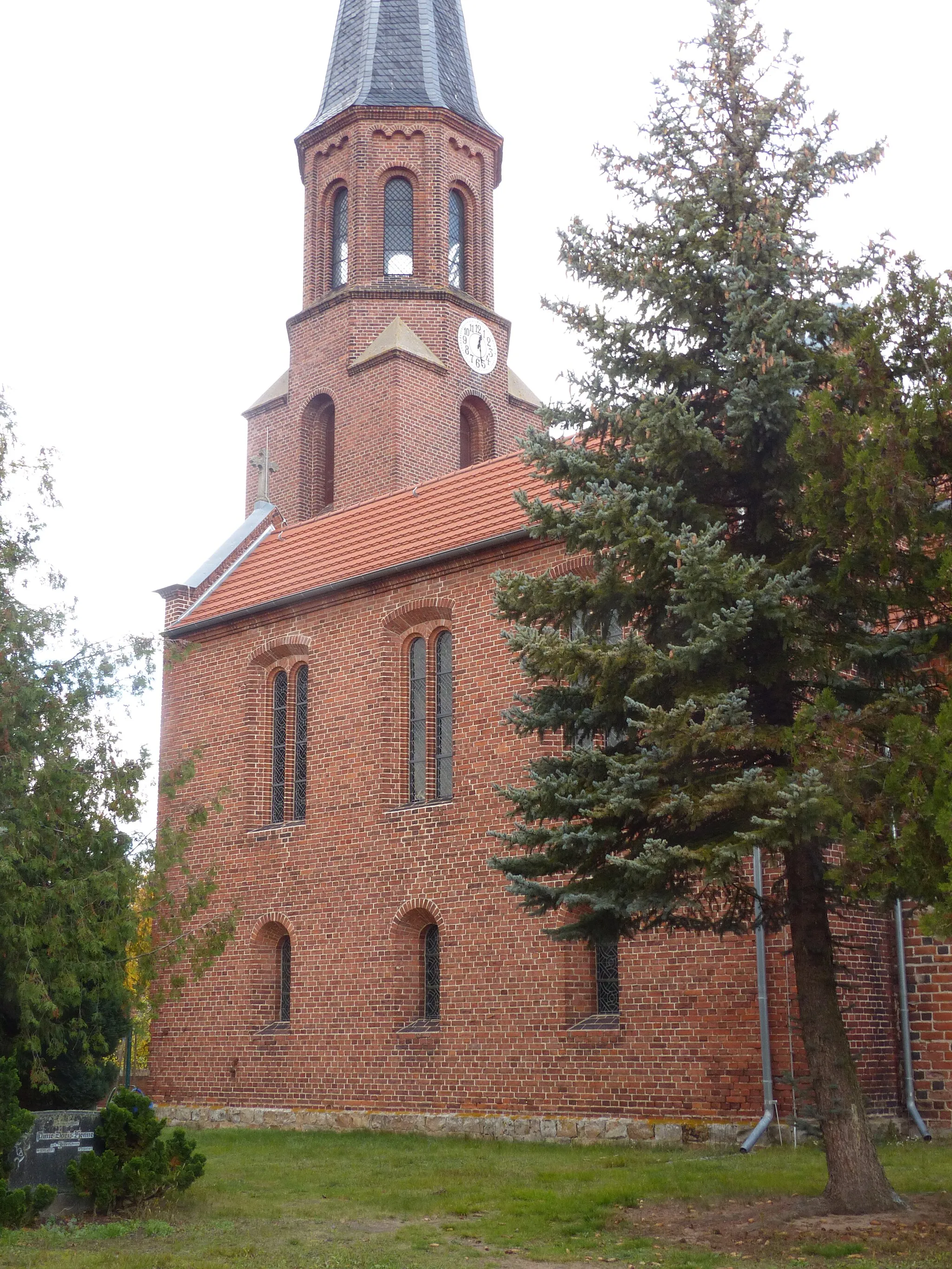 Photo showing: Evangelische Dorfkirche in Wulkau (heute Gemeinde Kamern)