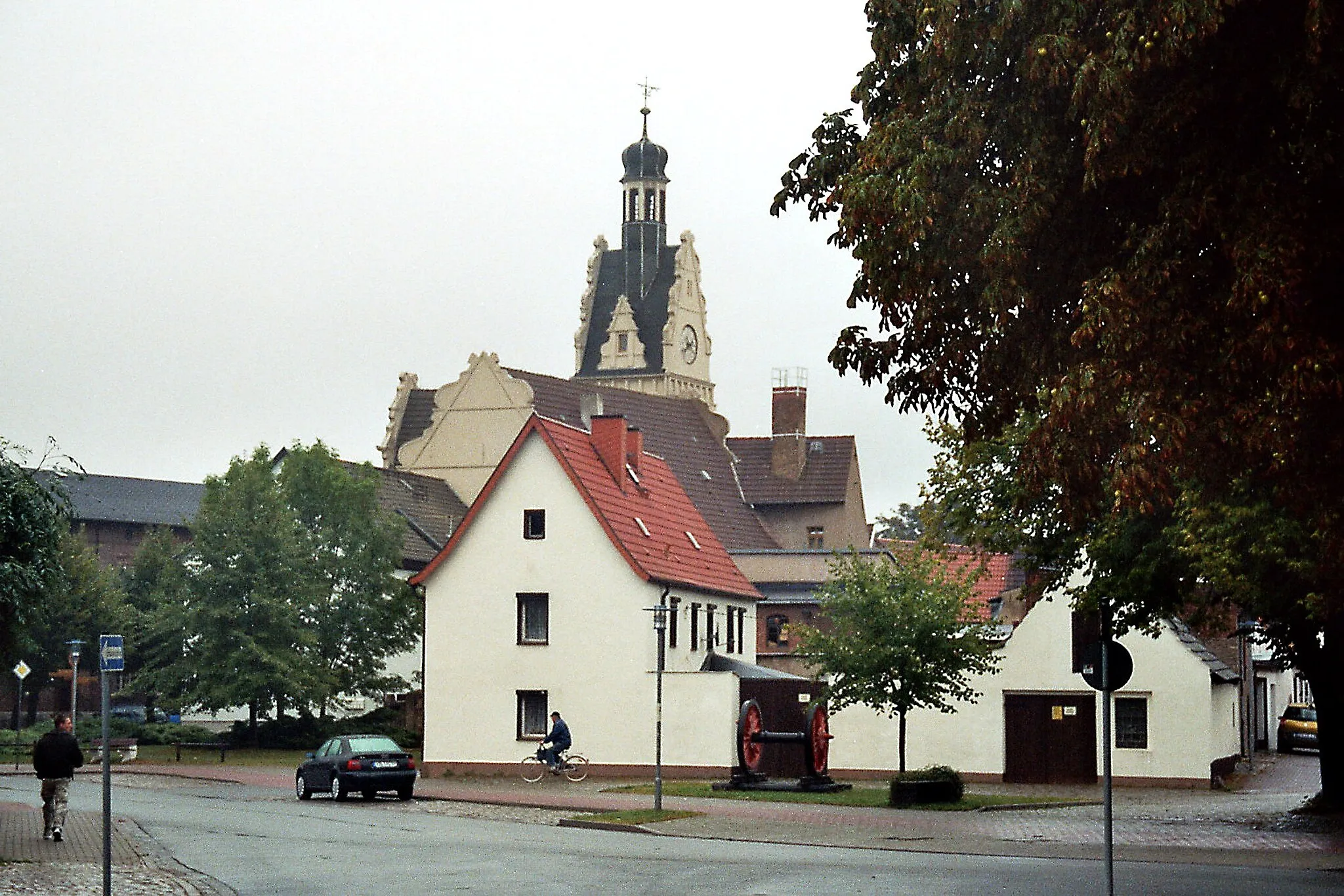 Photo showing: Güsten, view to the town hall