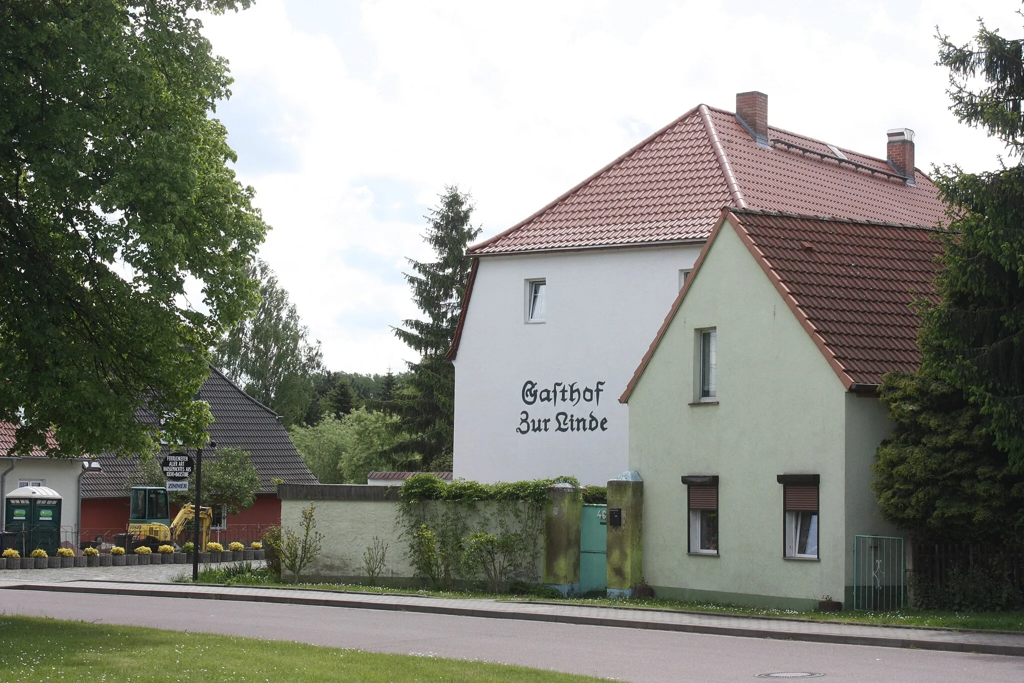 Photo showing: Tollwitz (Bad Dürrenberg), the inn "Zur Linde"