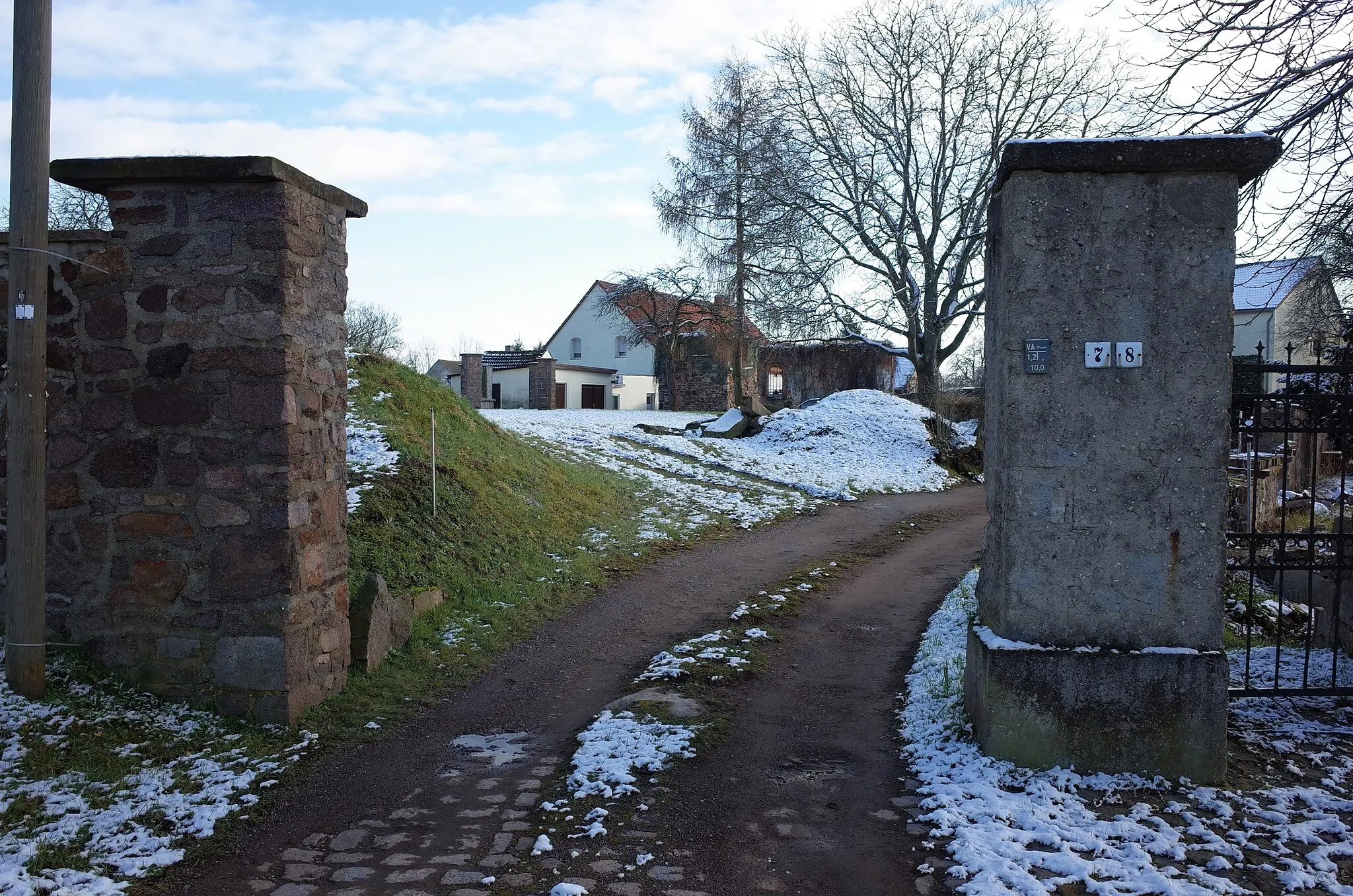 Photo showing: This is a picture of the Saxony-Anhalt Kulturdenkmal (cultural heritage monument) with the ID