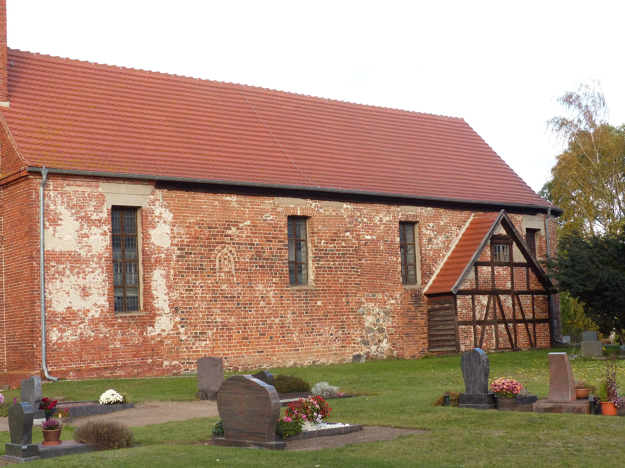 Photo showing: Evangelische Dorfkirche in Neuermark-Lübars