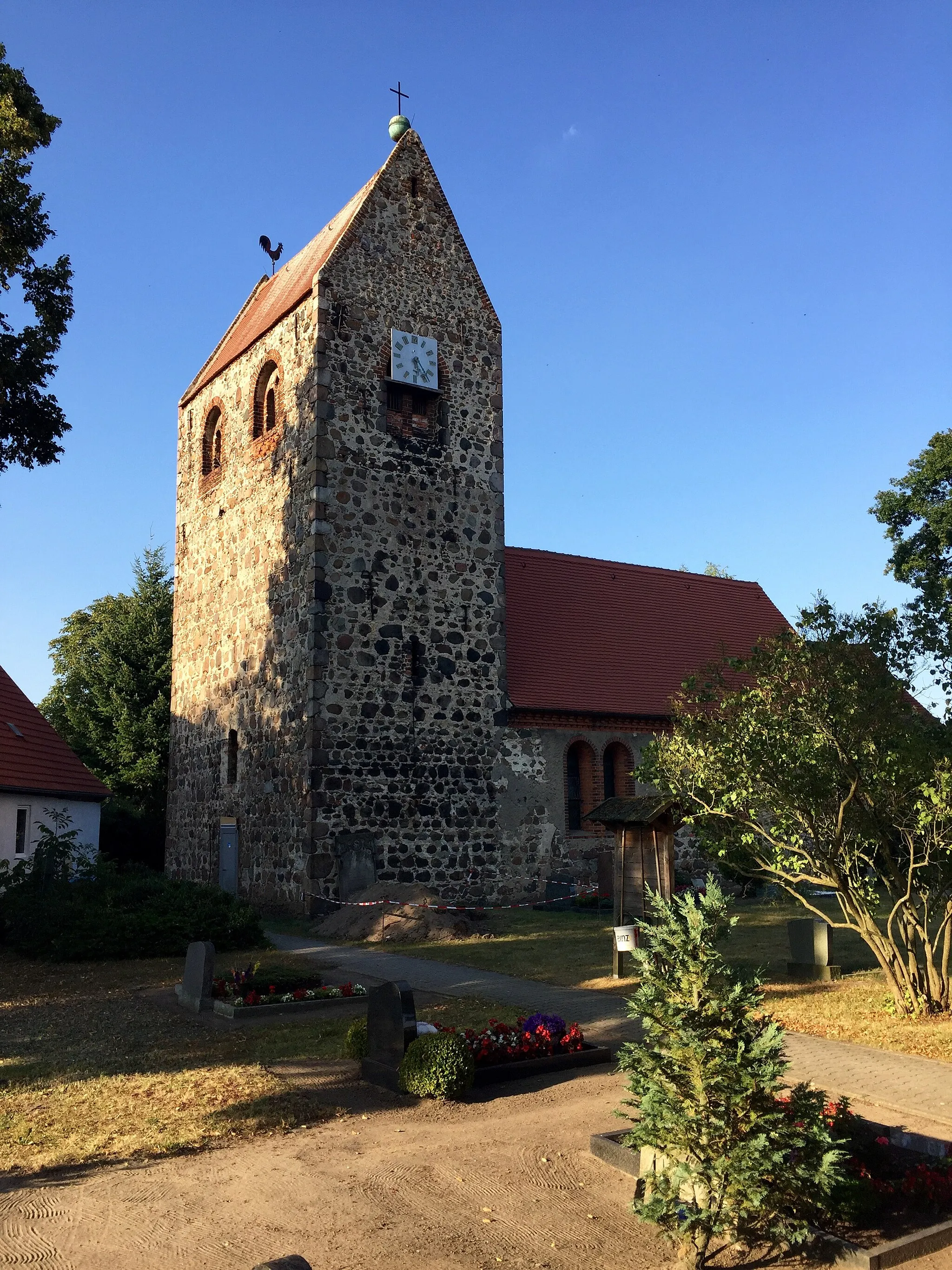 Photo showing: Kirche in Walsleben 2016