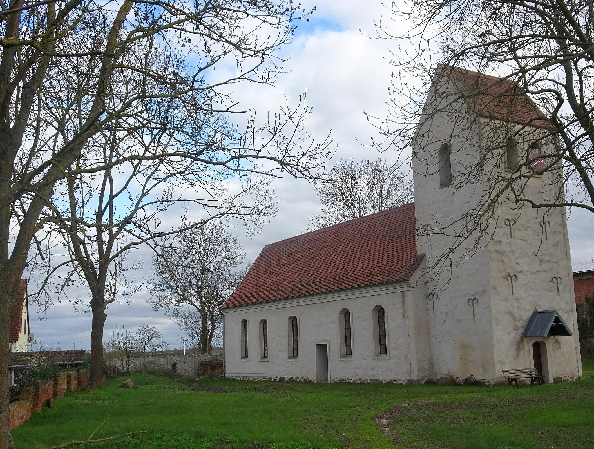 Photo showing: Dorfkirche Bittkau von Nordosten.